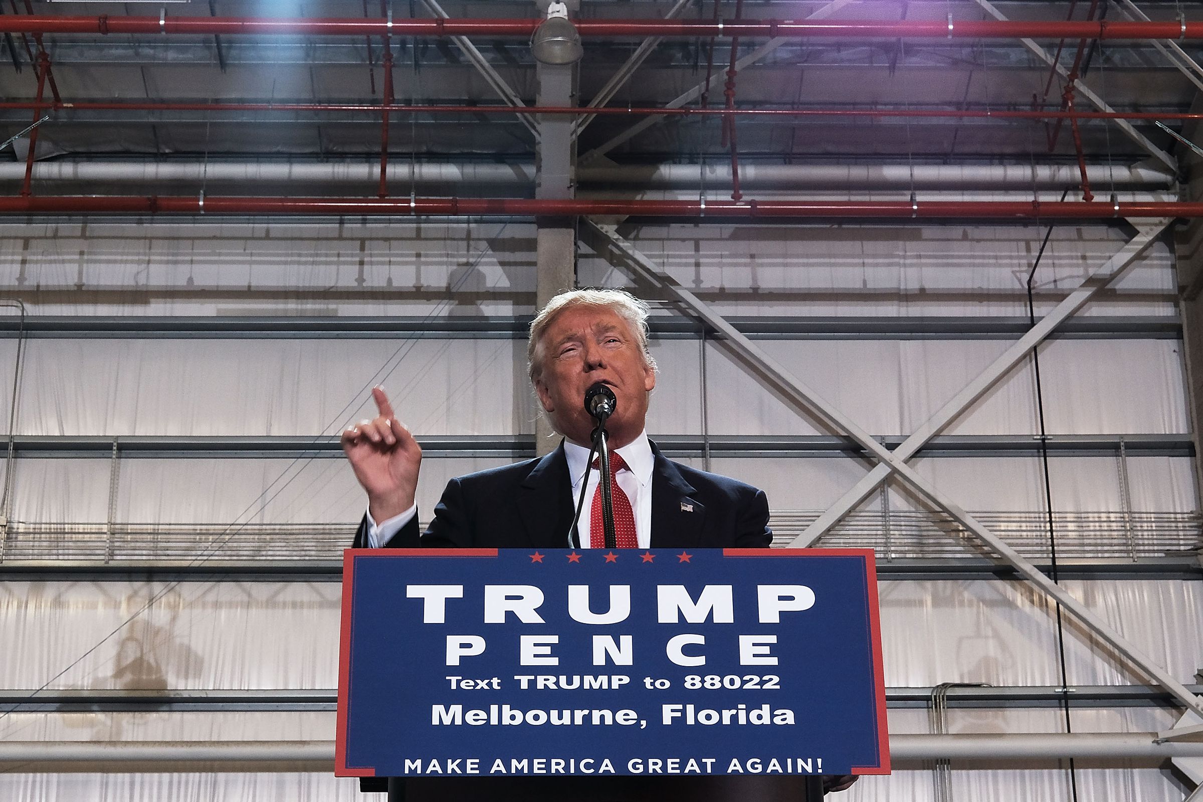 Republican Presidential Candidate Donald Trump Campaigns In Florida Day After First Debate