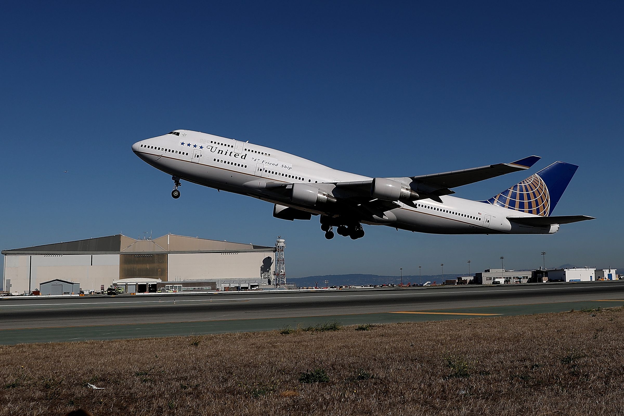 United Airlines Retires The Boeing 747 From Its Fleet