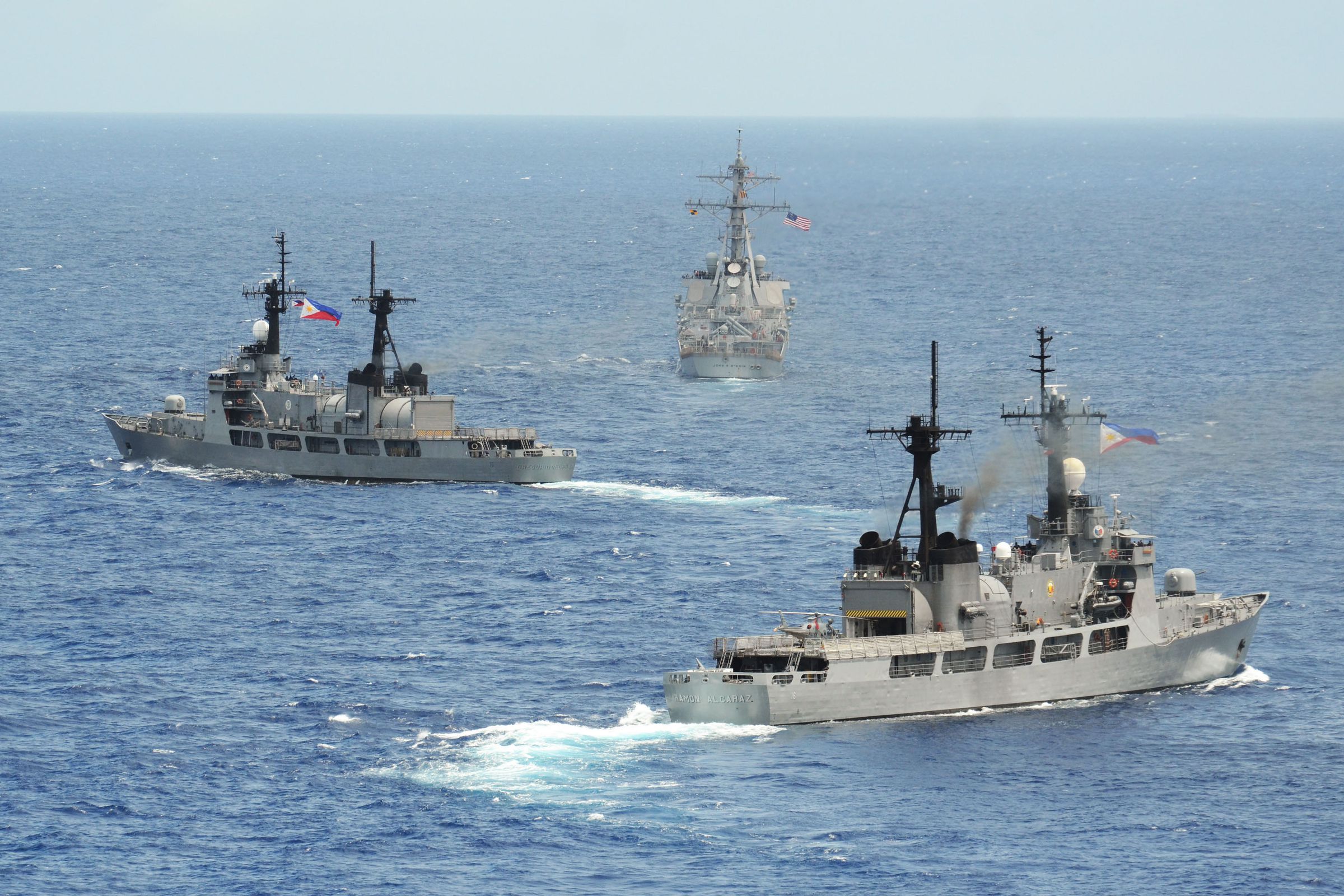 US-Philippine naval exercises in South China Sea
