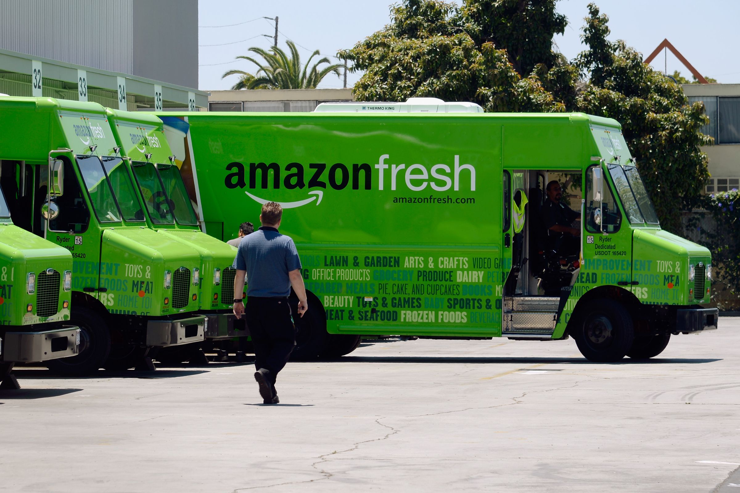 Amazon Expands Grocery Delivery Service To Los Angeles Area