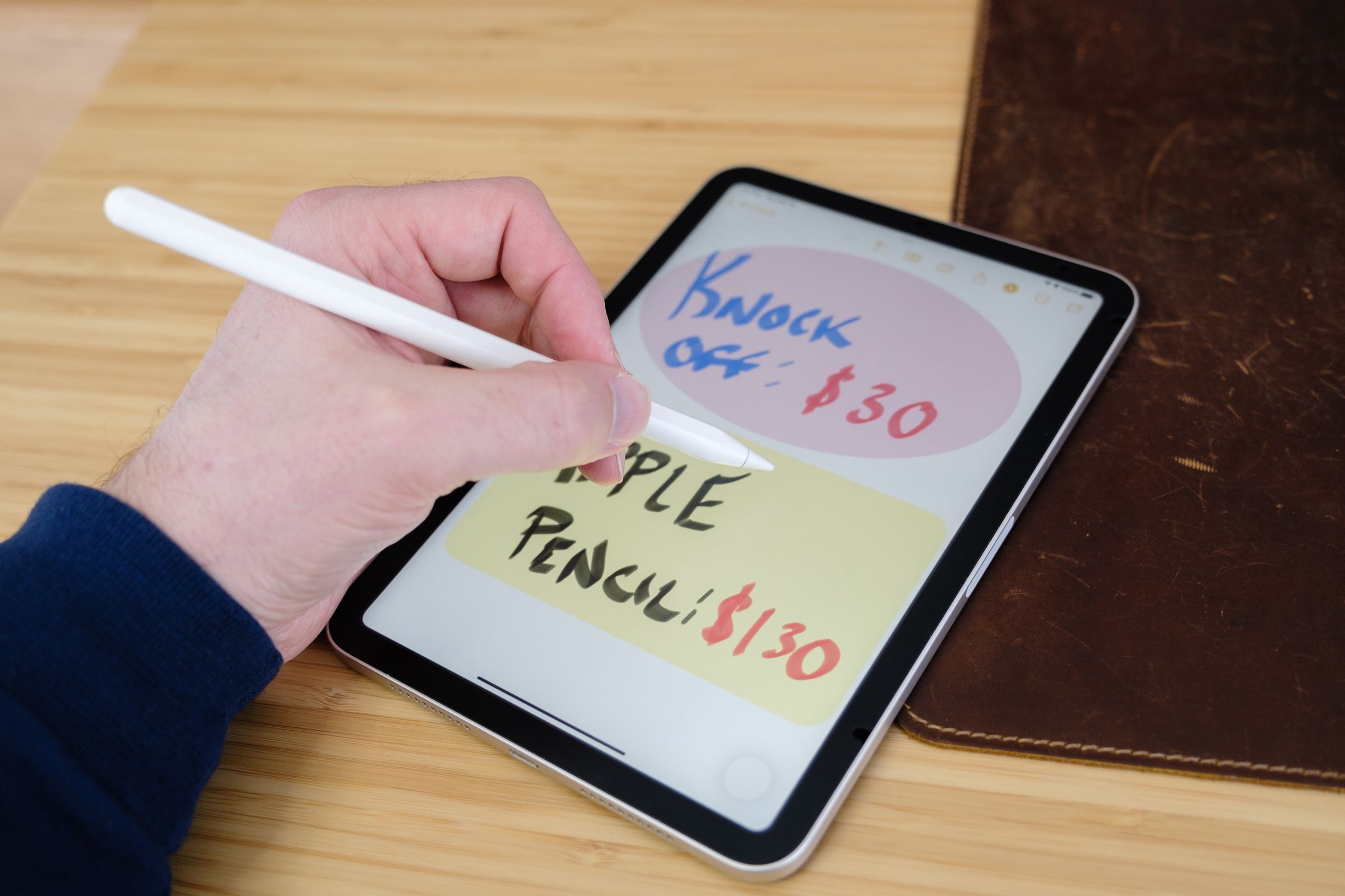 Writing on the iPad Mini with the StylusHome