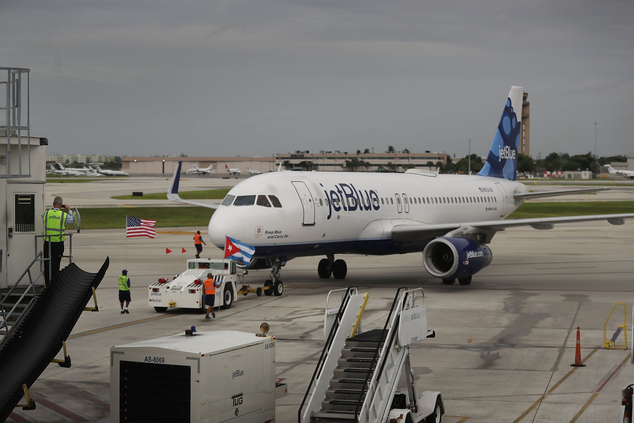 First U.S. Commercial Airline Flight To Cuba Departs From Florida