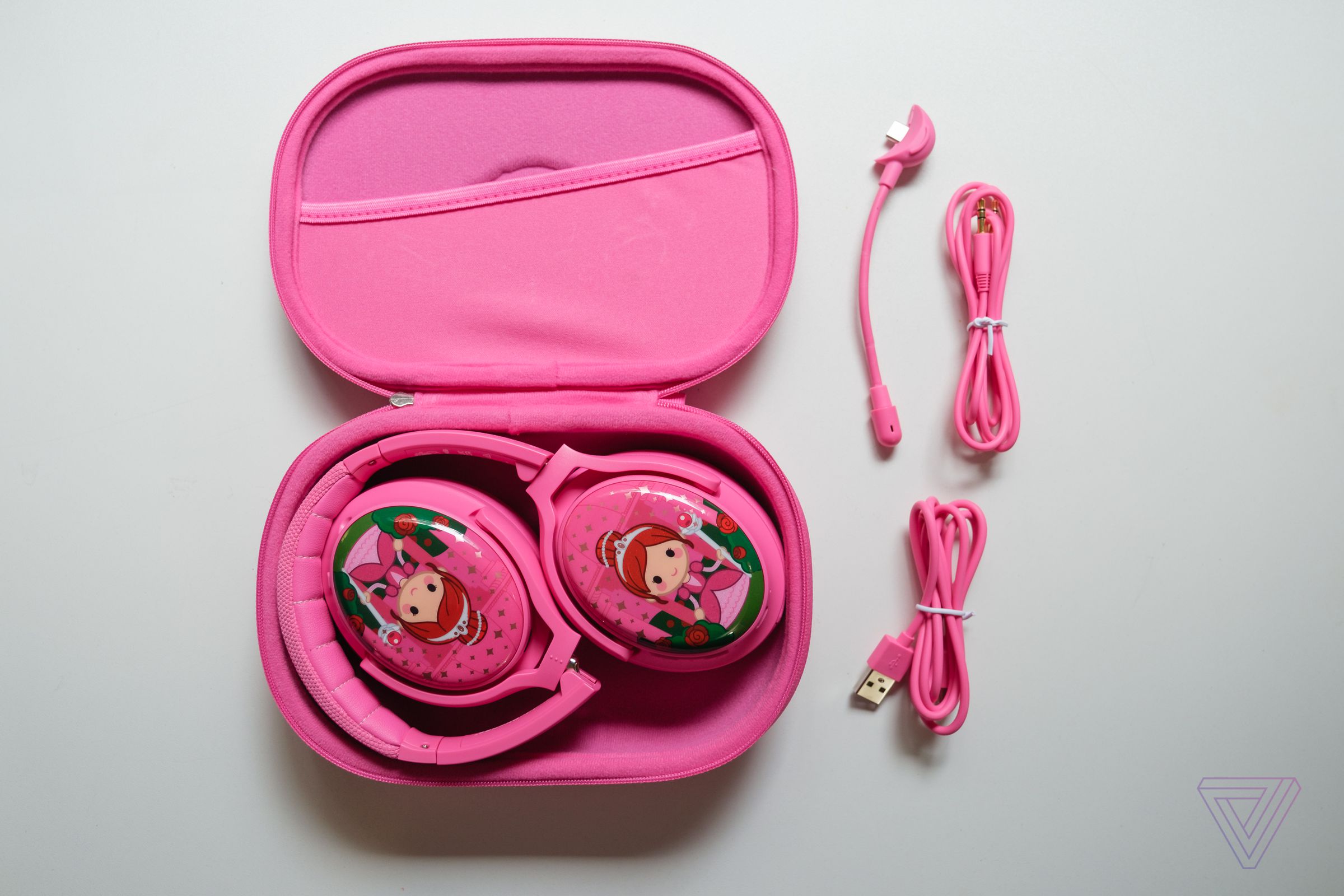 The Cosmos Plus come with a color-matched hard case, charging cable, audio cable, and boom mic in the box.