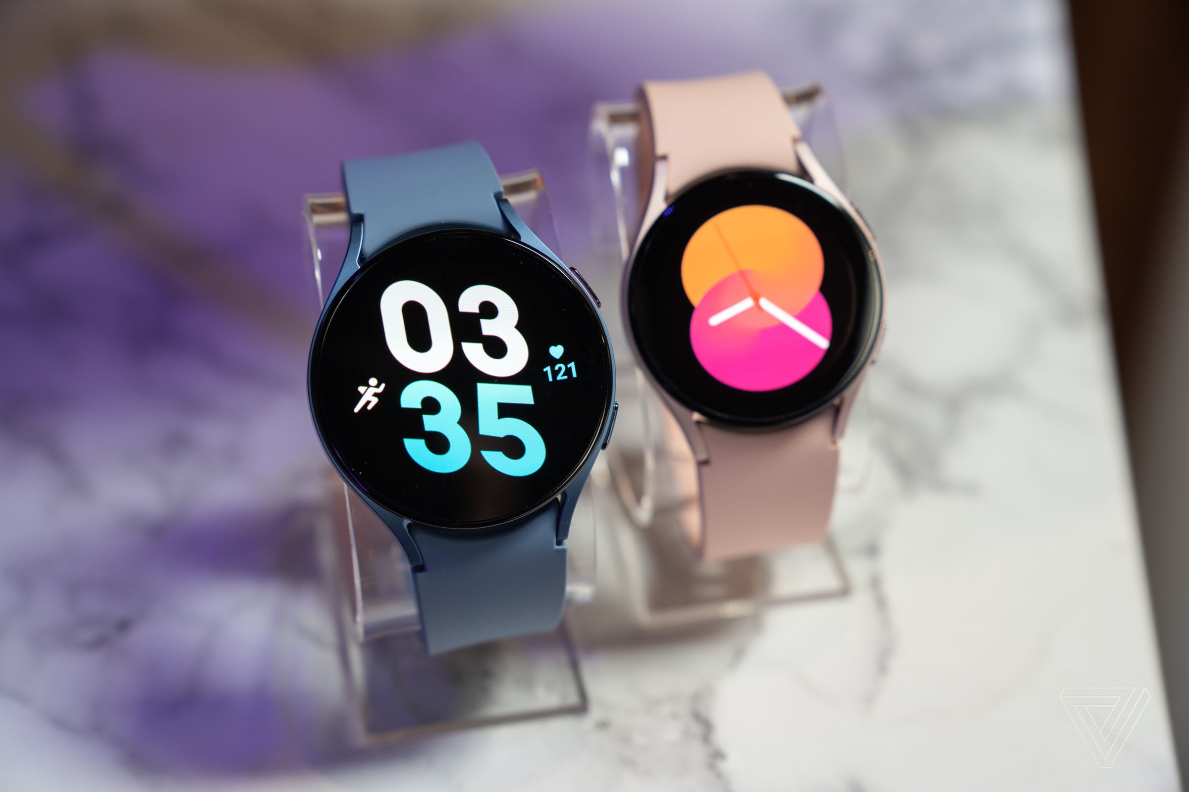 Both sizes of the Galaxy Watch 5 side by side