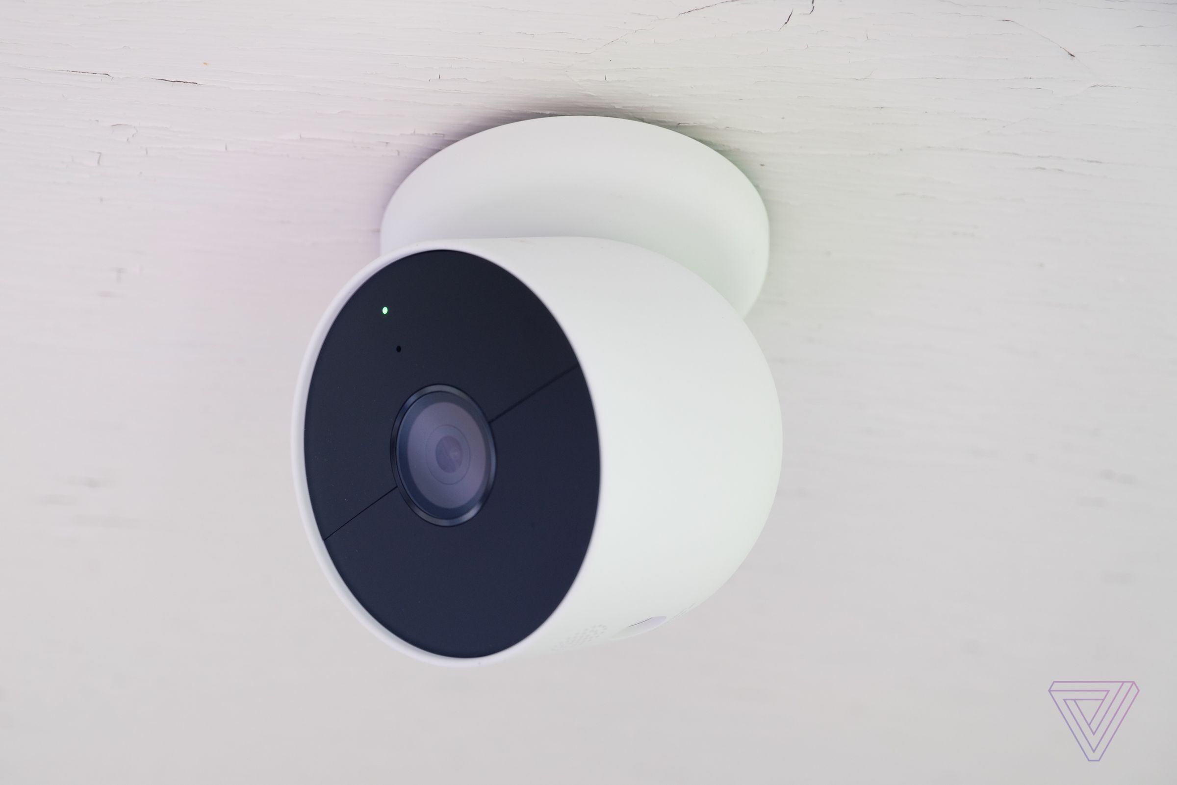 The new Nest Cam is attractive, at least as far as security cameras go.