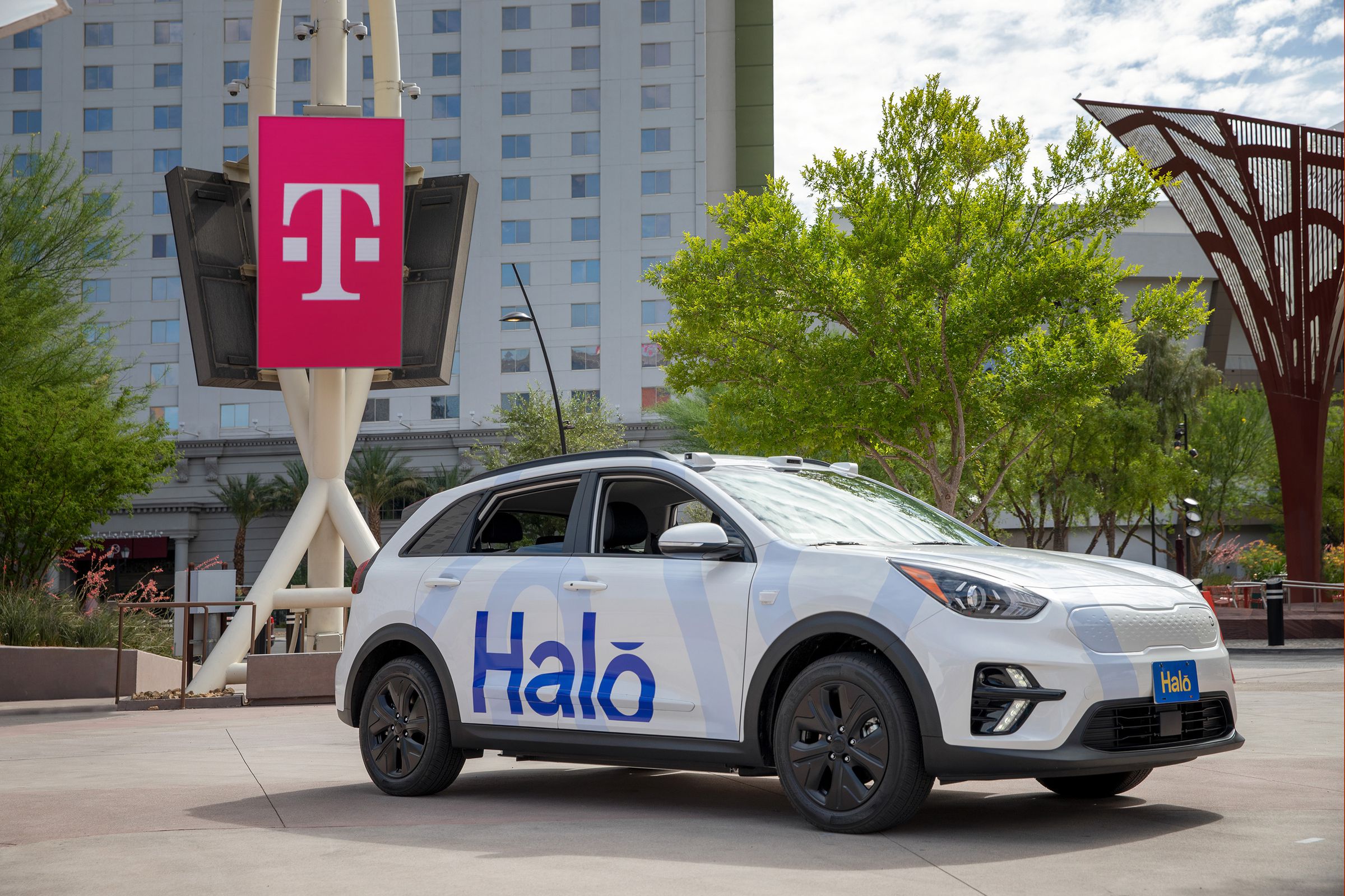Halo says it will use remote drivers to operate its vehicles over T-Mobile 5G.