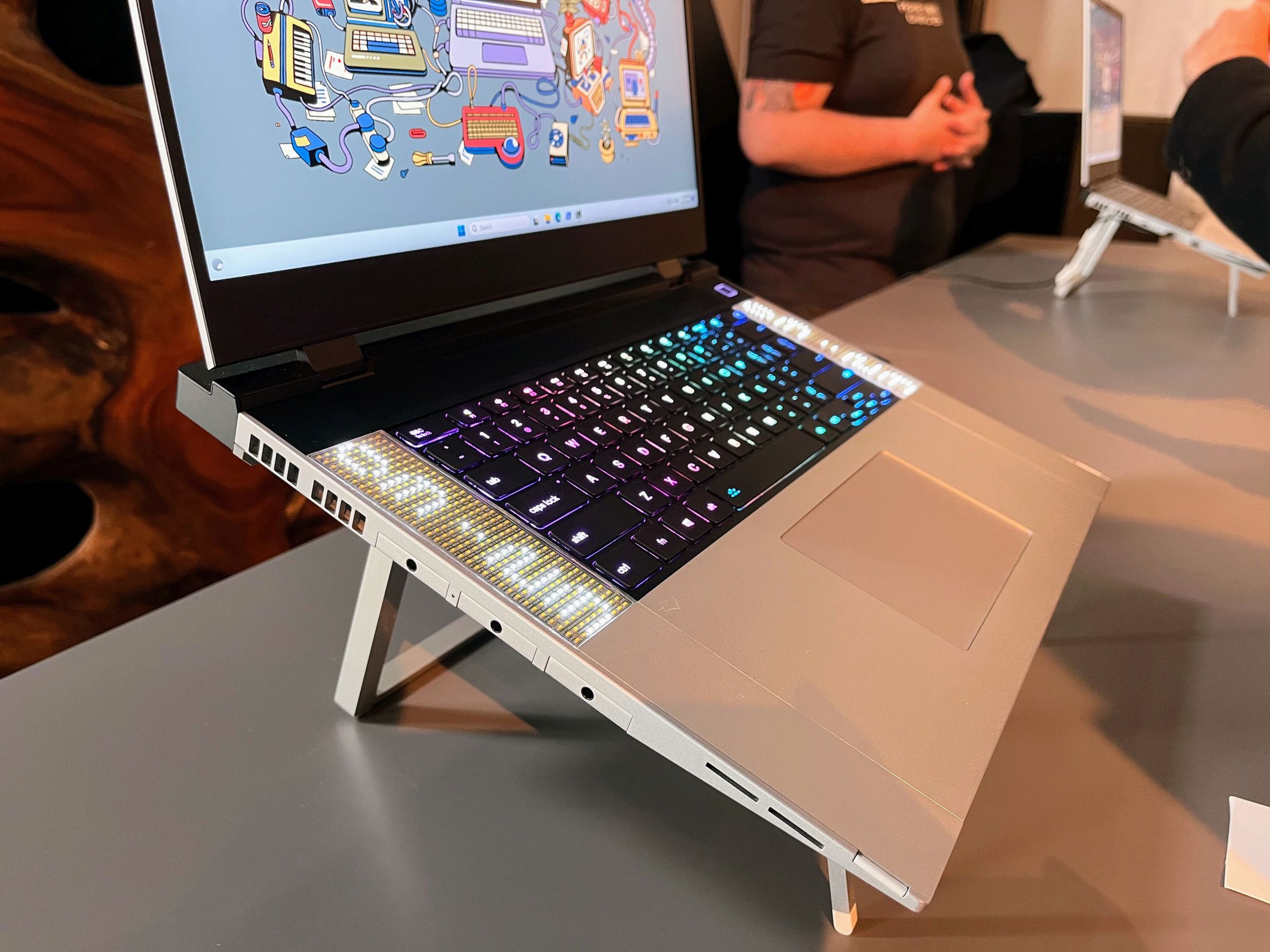 Here’s what the Framework Laptop 16 looks like with a GPU module, RGB keyboard and fancy dot matrix modules. 