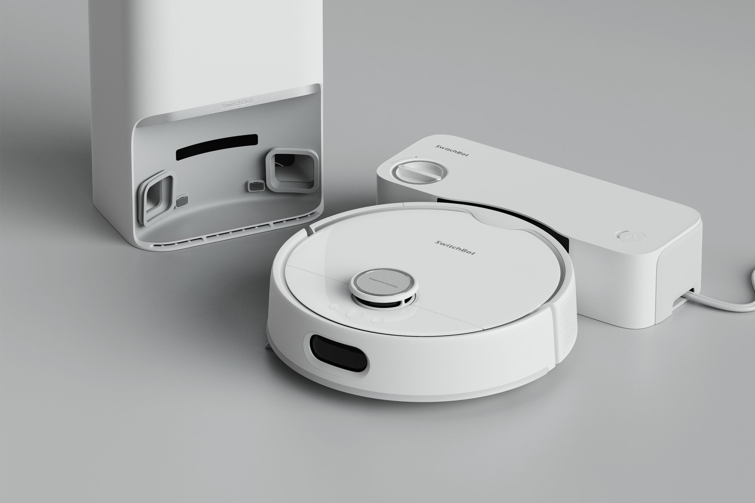The SwitchBot S10, the company’s first robot vacuum for the US market, brings with it some unique features. 