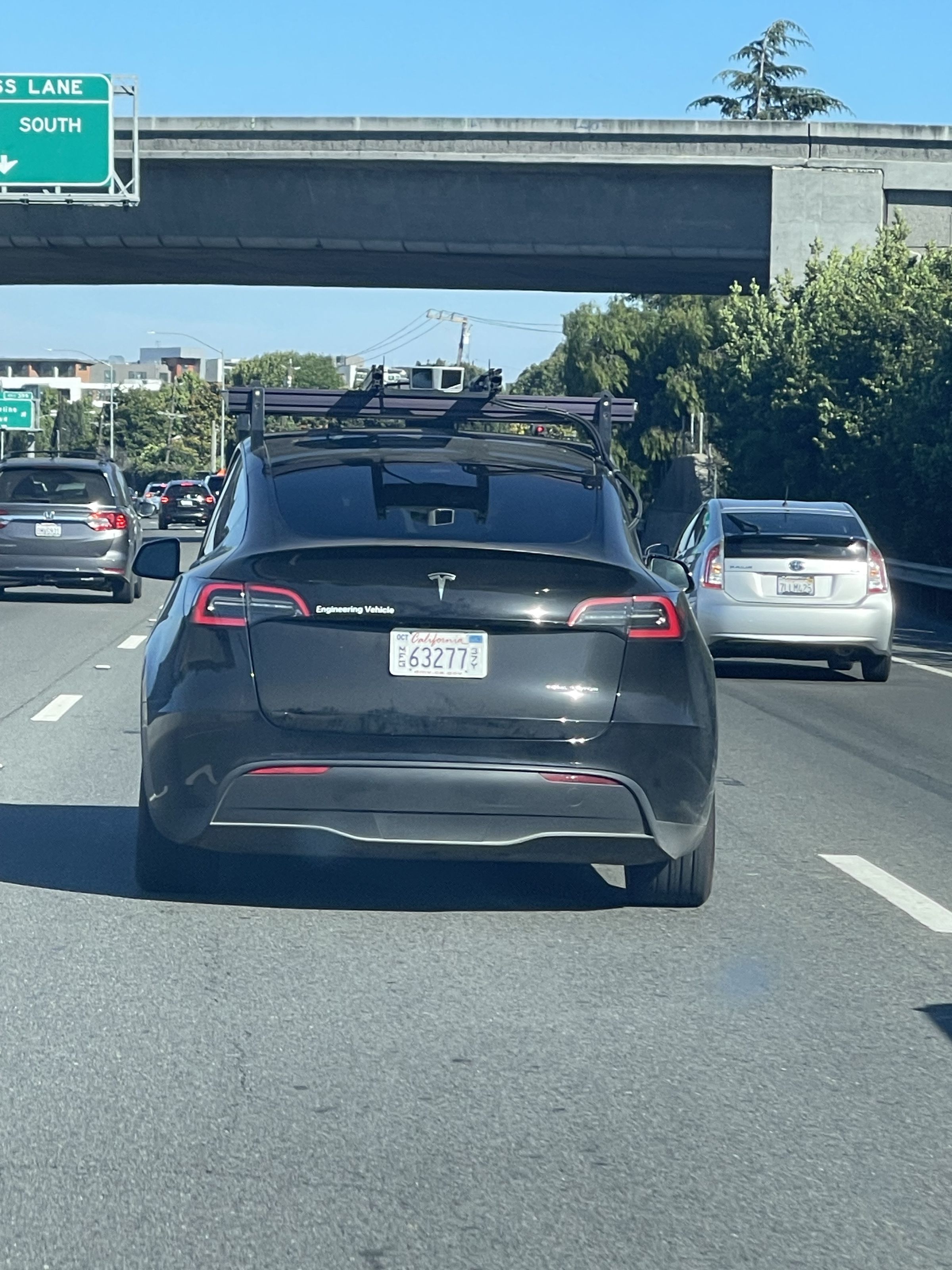 This Tesla was spotted heading southbound on Highway 101 in Mountain View on June 18th. 