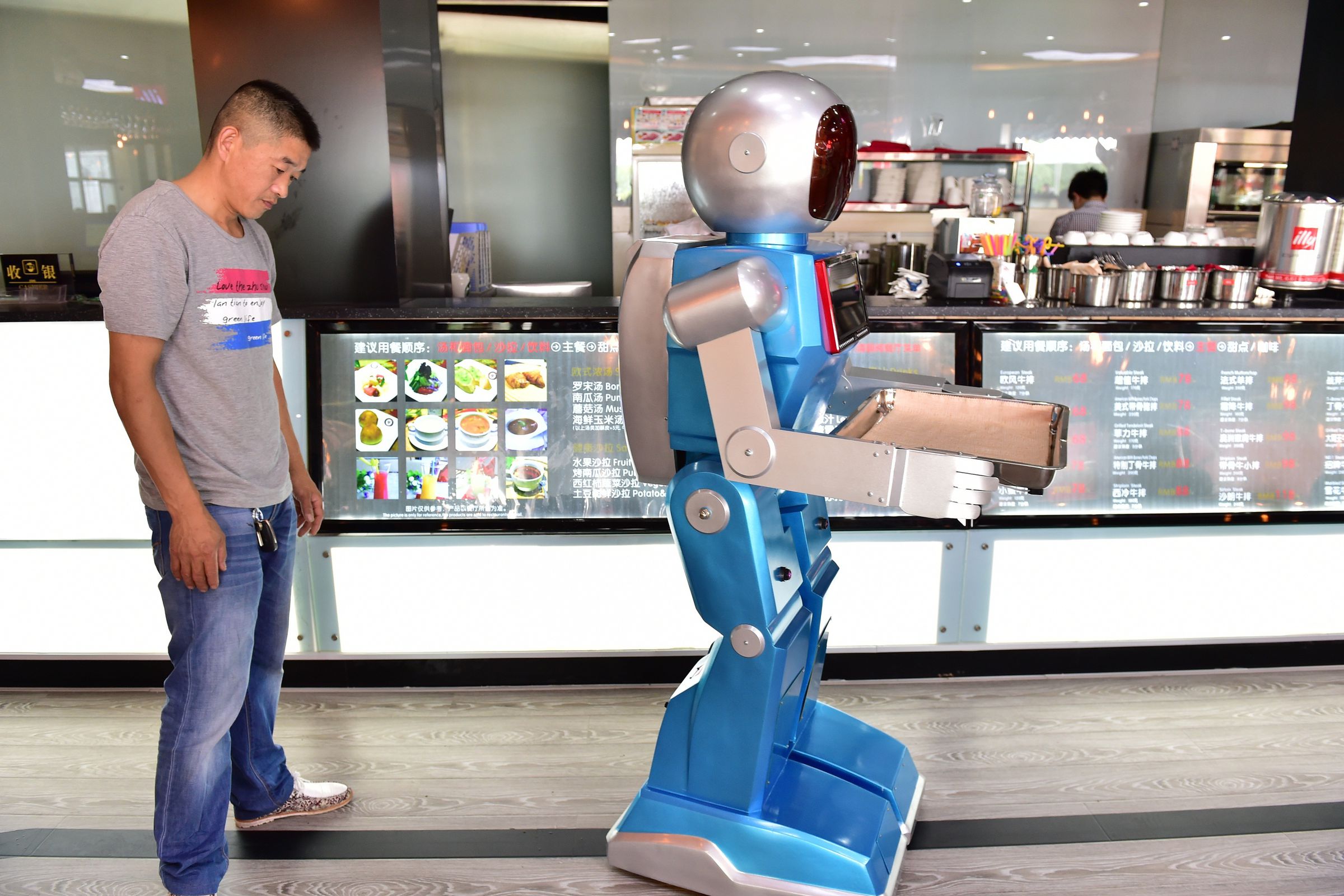 Робот гуди. Робот. Робот официант. Мальчик робот. Бытовые роботы.