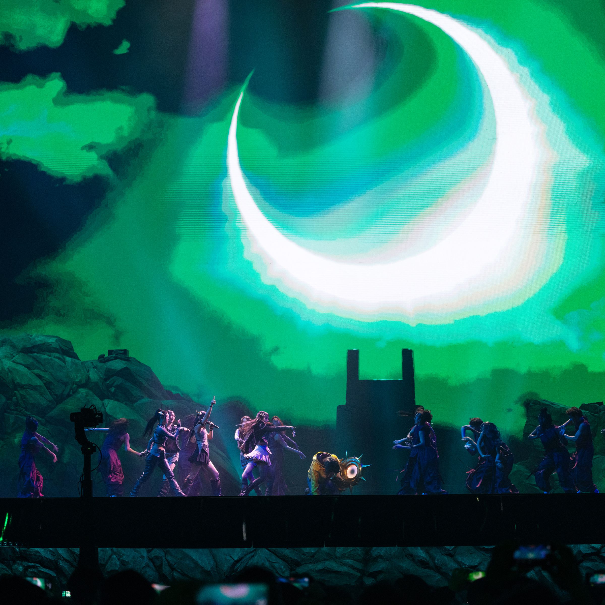 A photo of NewJeans performing at the 2023 League of Legends World Championship in Seoul.