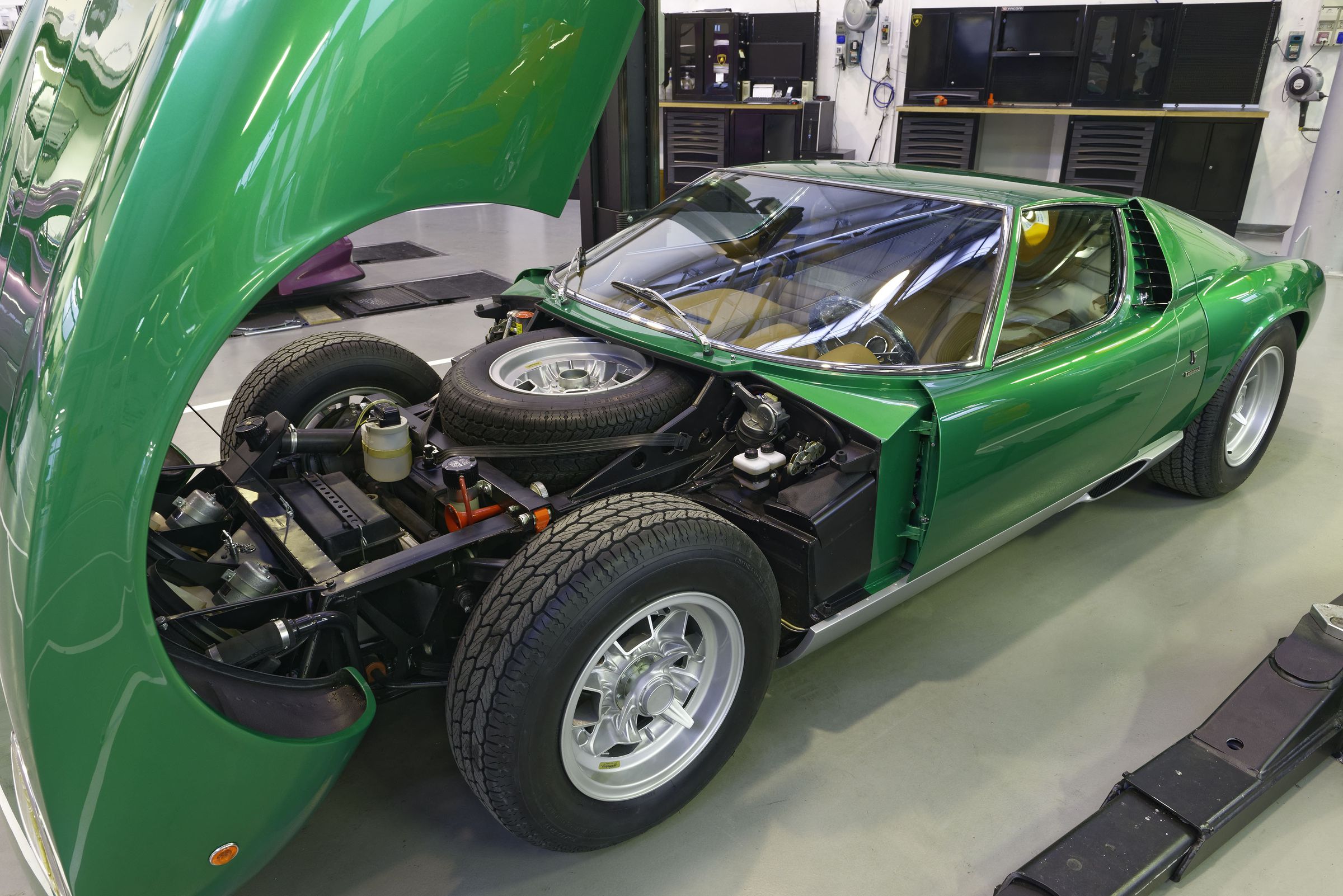 Lamborghini Miura SV Gallery