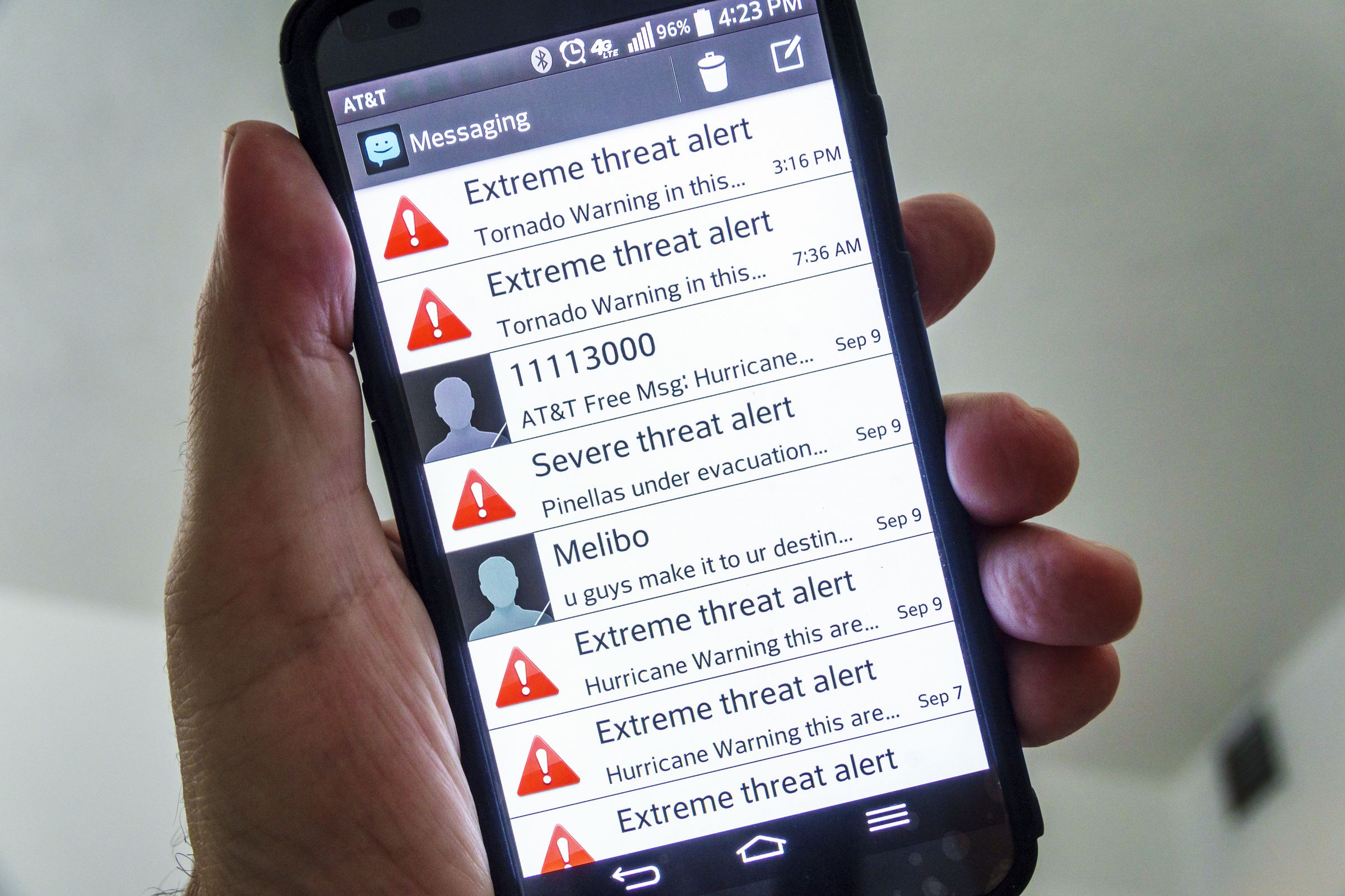 Florida, smartphone extreme threat alert warning