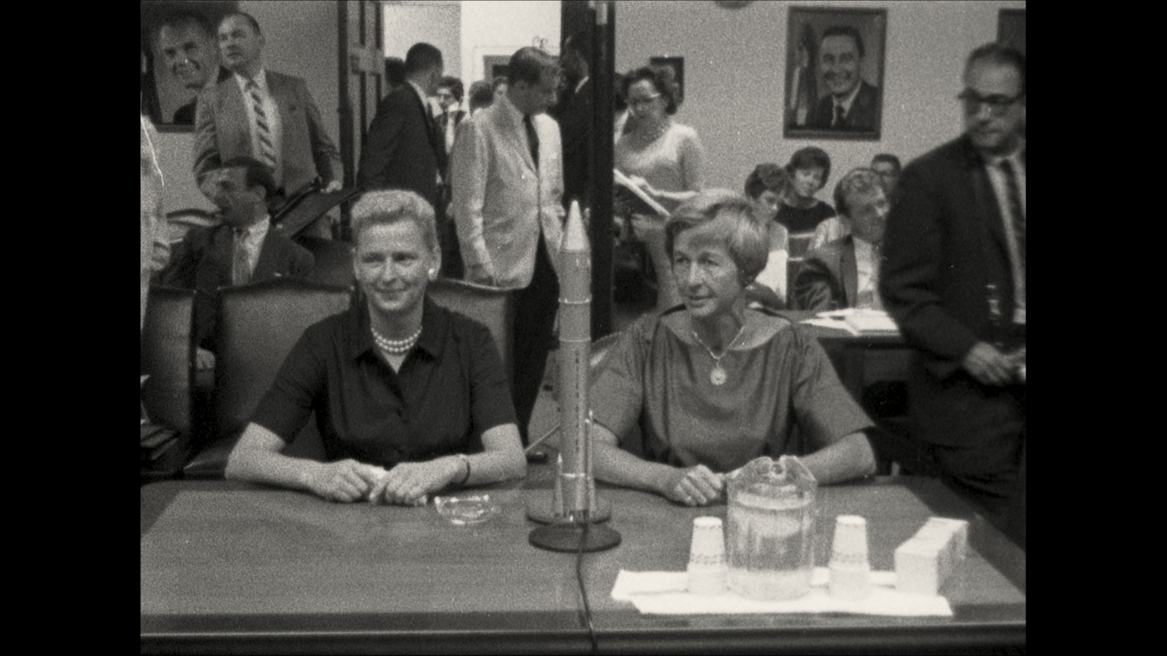Women astronaut trainees Jerrie Cobb and Janey Hart testify before Congress in 1962.