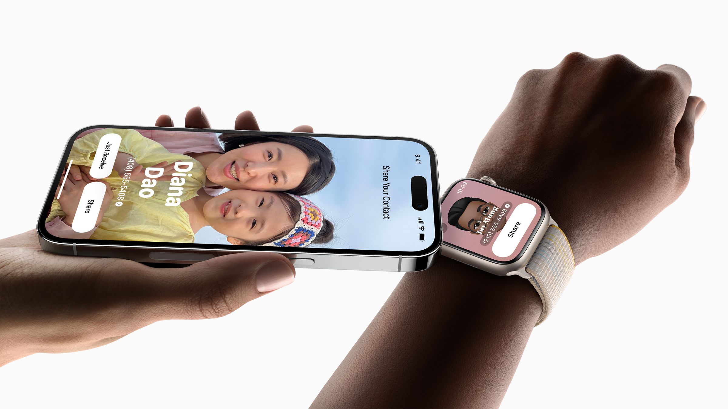 Render of someone using NameDrop for watchOS 10