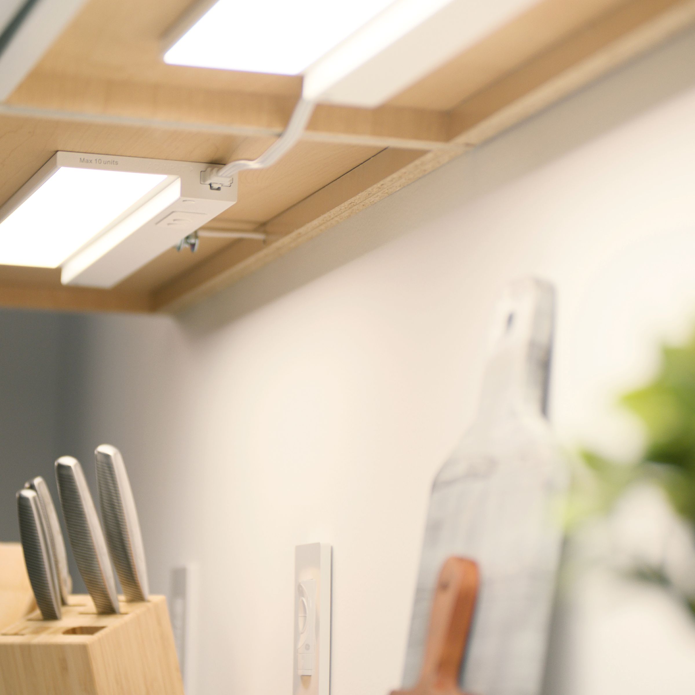 GE Cync’s new undercabinet smart lights bring task lighting, dimming, and full color to your kitchen countertops.