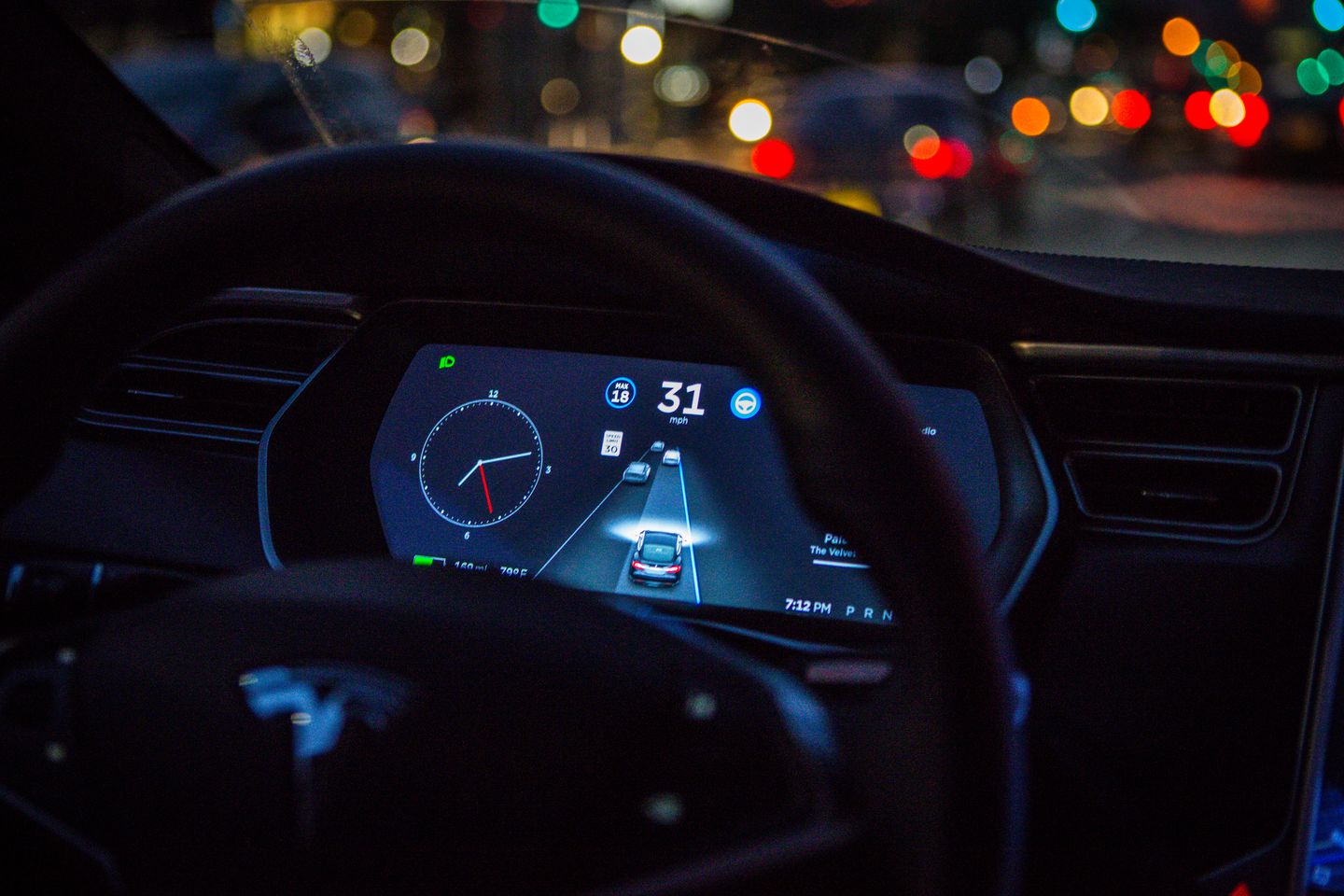 Tesla lays off nearly 200 Autopilot employees who help train the ...