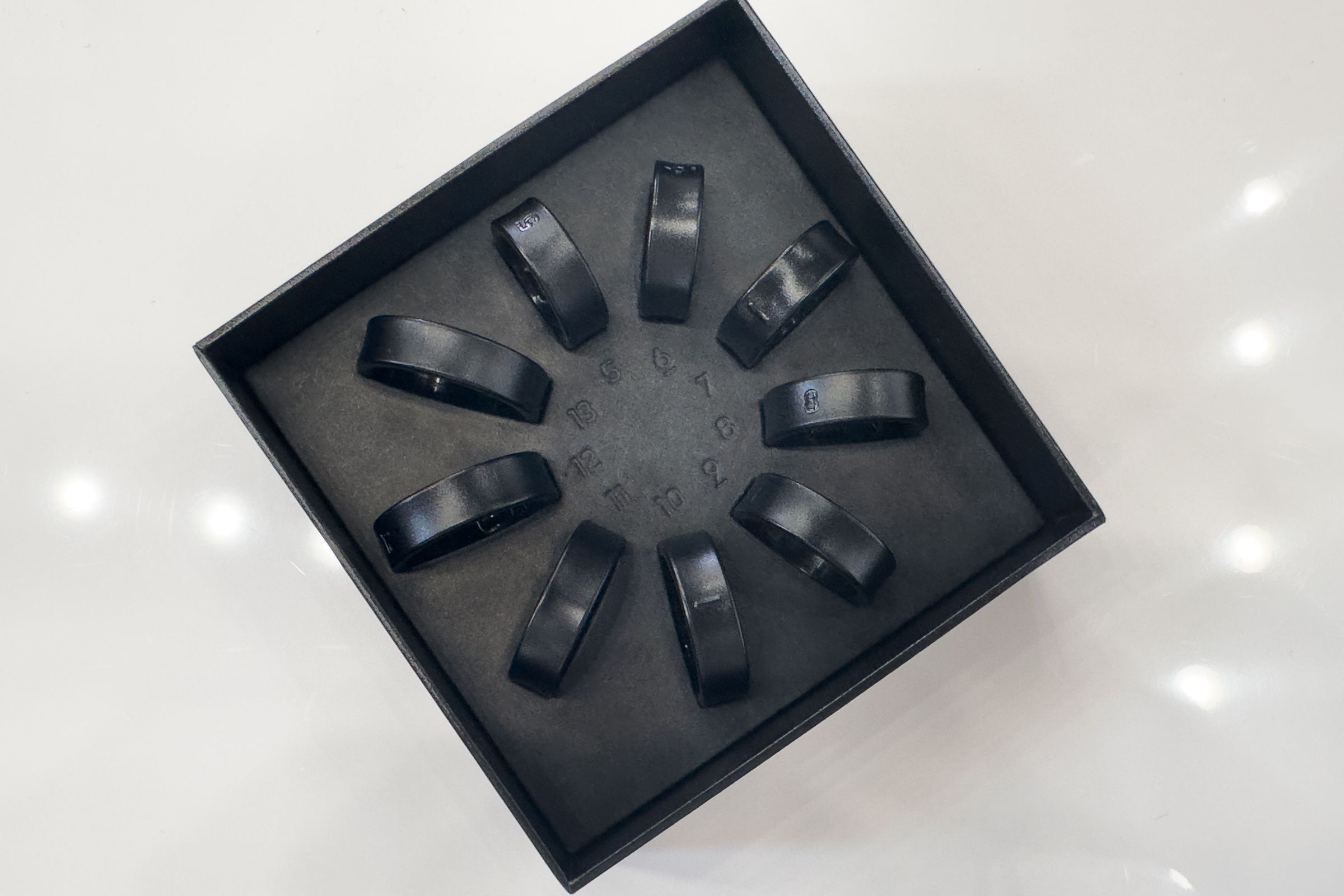 Foto del kit di dimensionamento degli anelli di Samsung