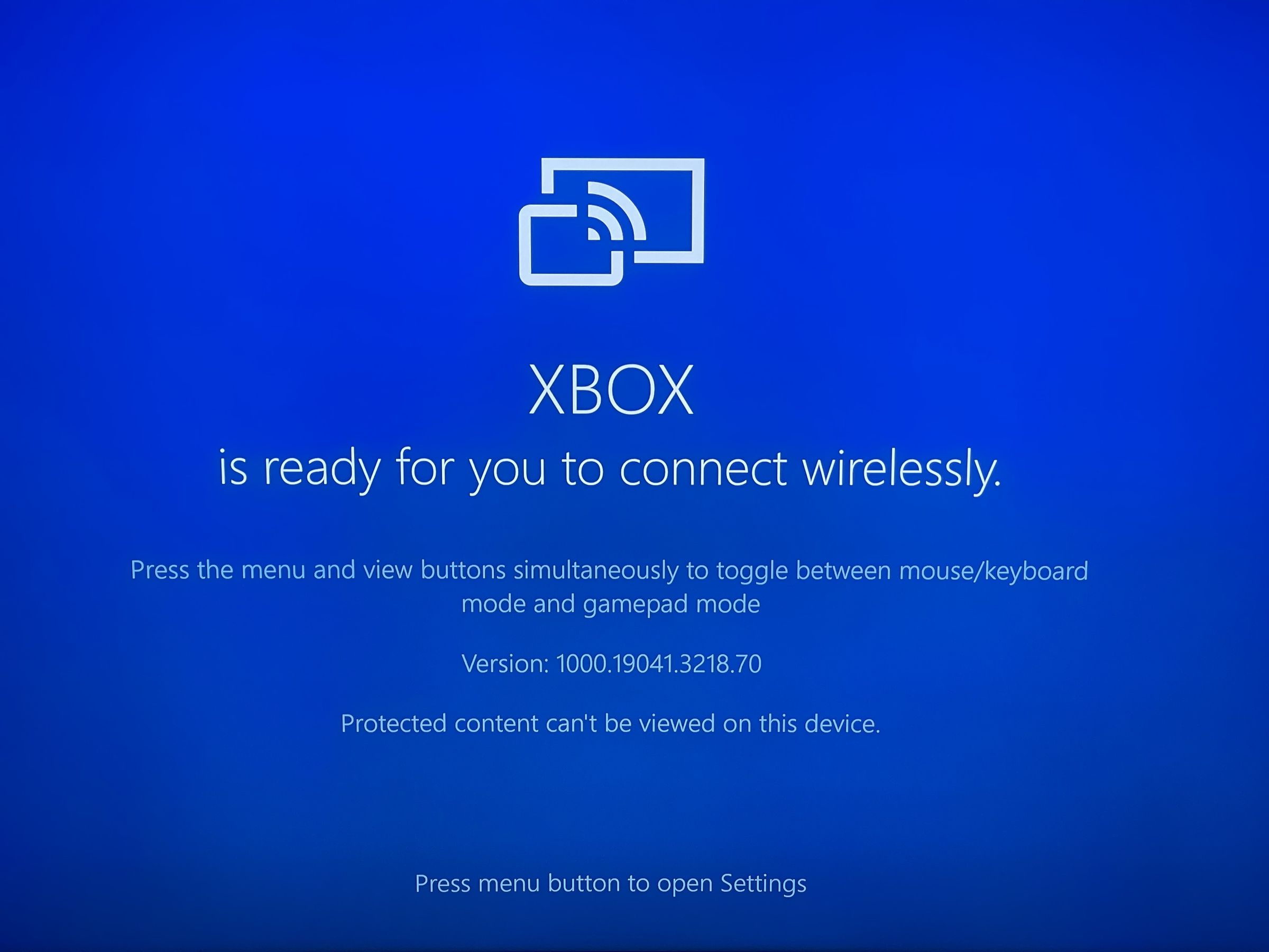 The Wireless Display app’s landing screen, running and ready to connect on an Xbox console.