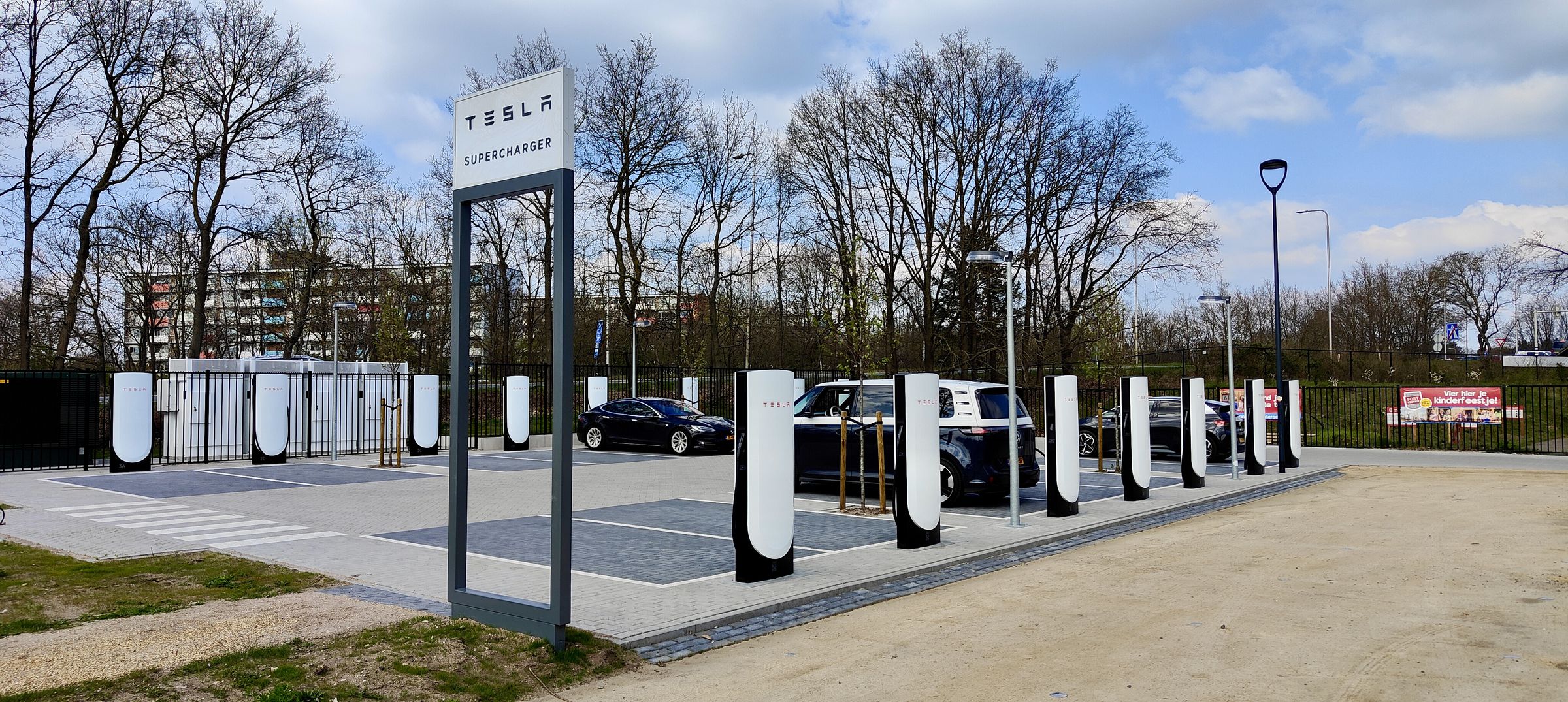 16 V4 Supercharger stalls just waiting for you in Harderwijk, the Netherlands, whether you own a Tesla or not.