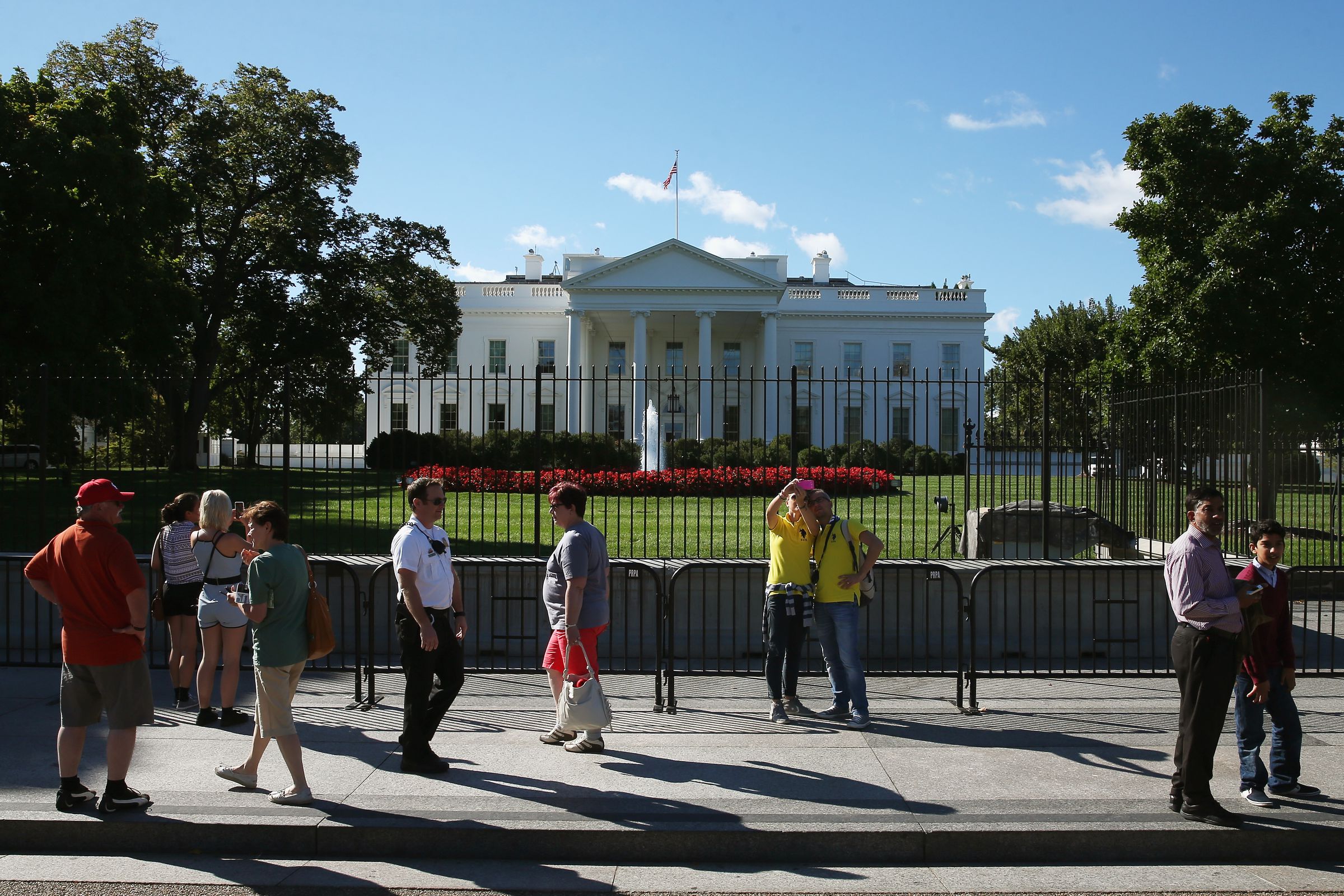 Secret Service Re-Evaluates Security After Breaches At White House