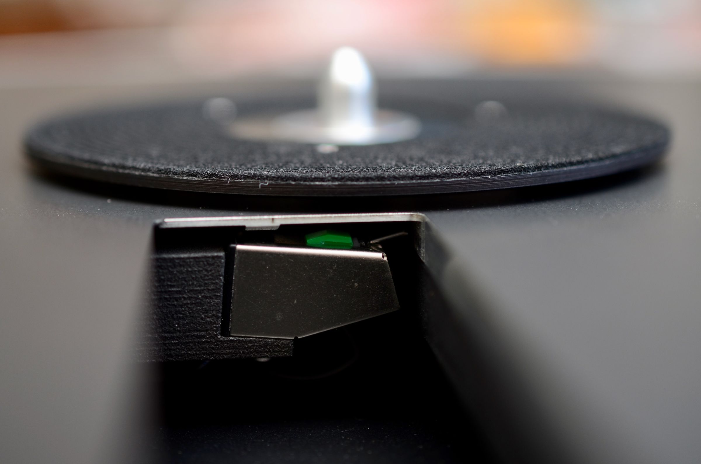 The tonearm in its parked position when the Wheel 2 is off.