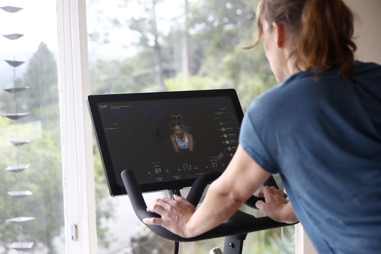 Peloton outage left users exercising alone The Verge
