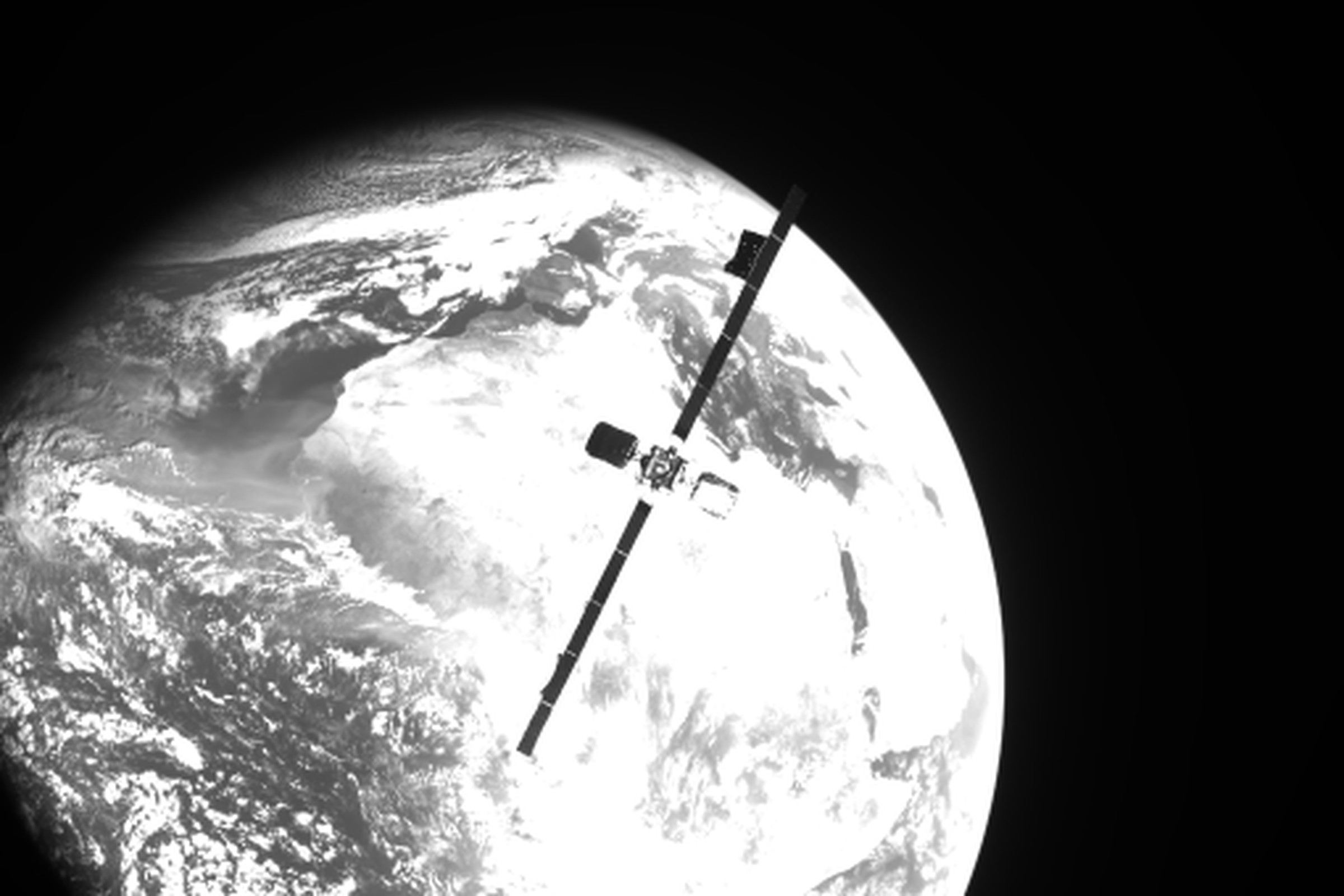 An image of Intelsat’s IS-10-02 satellite taken by Northrop’s MEV-2 as it approached for docking.