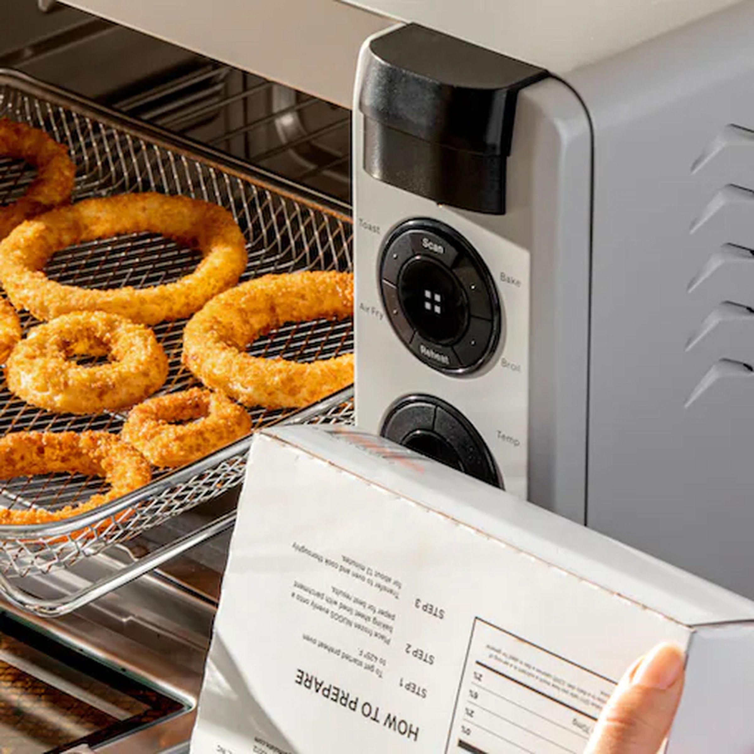Scan your store-bought onion rings, and the new max-power air fryer function will take care of the rest.