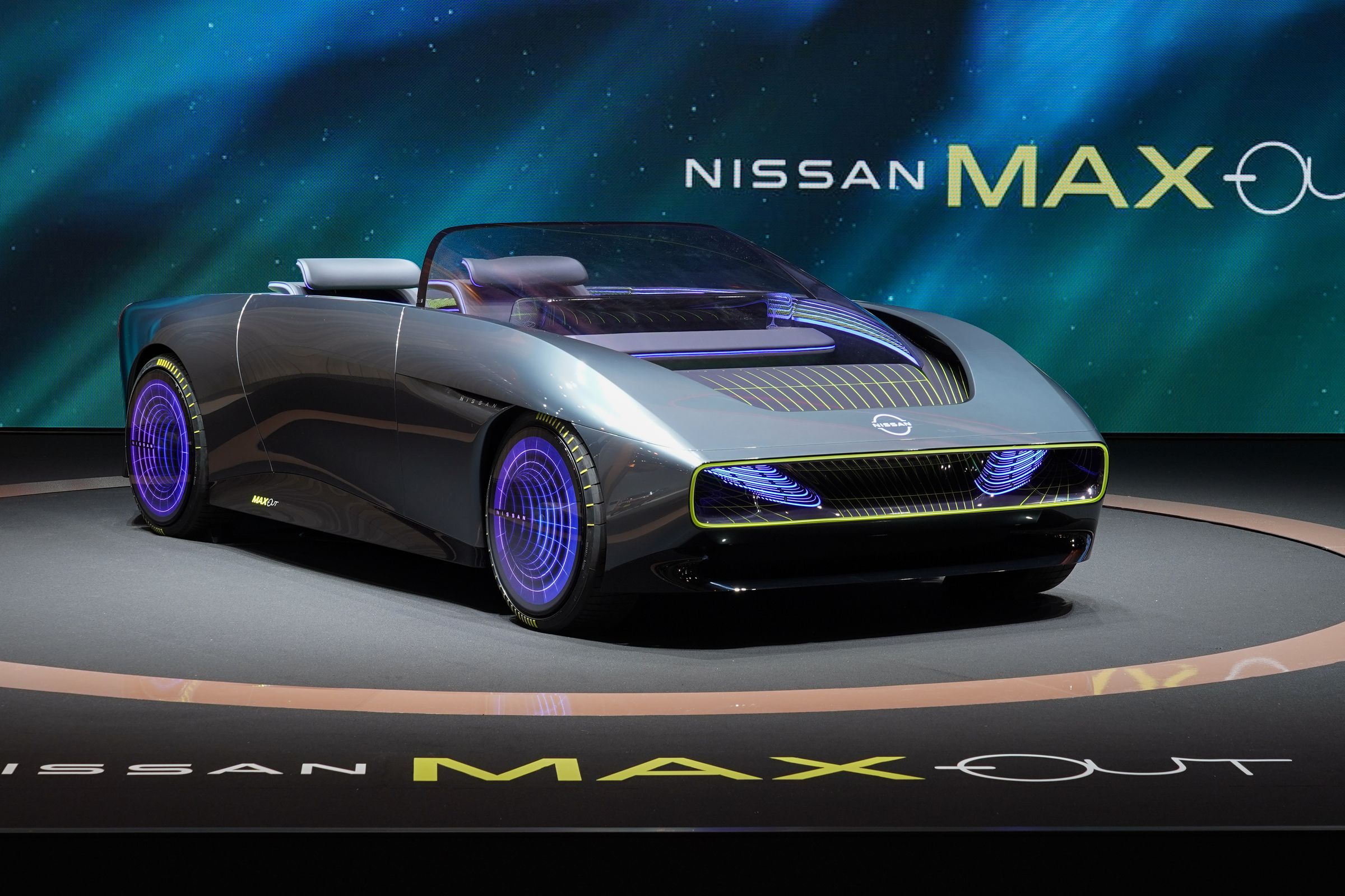 Nissan Max-Out electric convertible