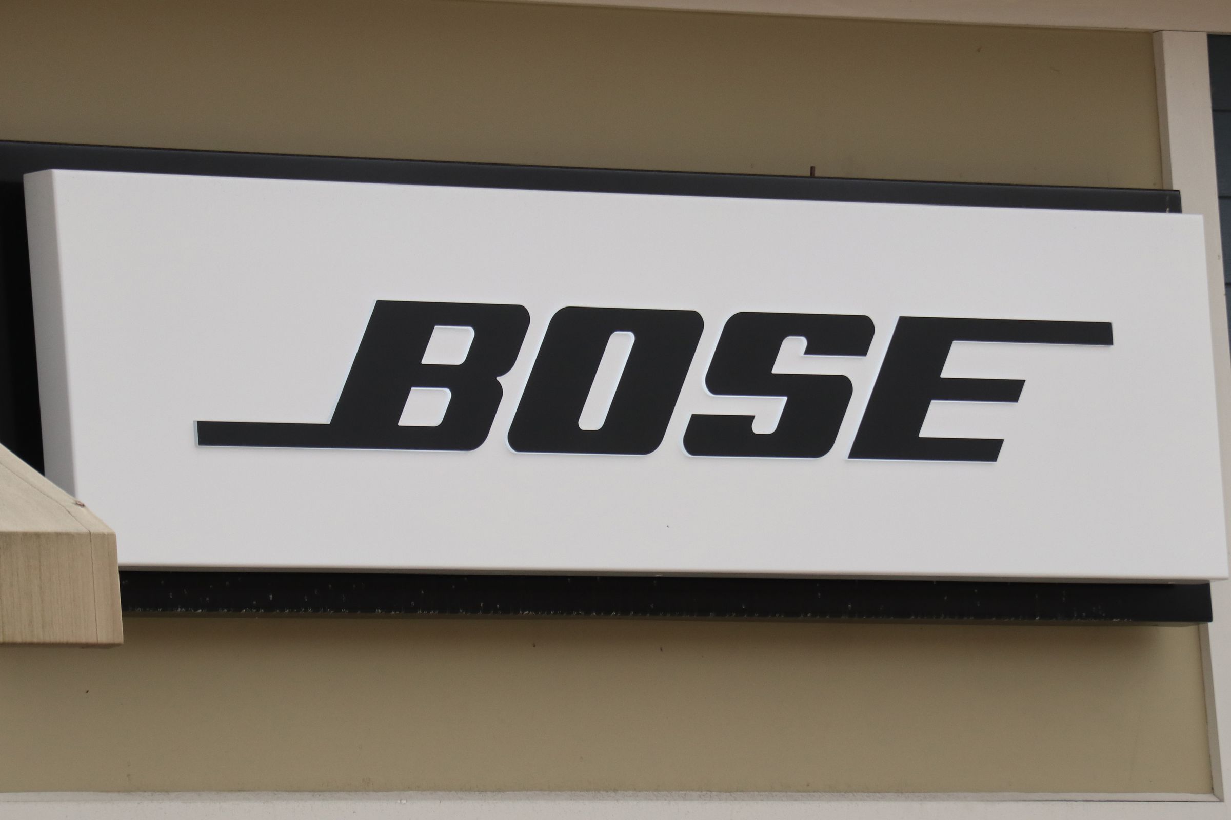 Bose Store at Woodbury Commons Premium Outlets Mall