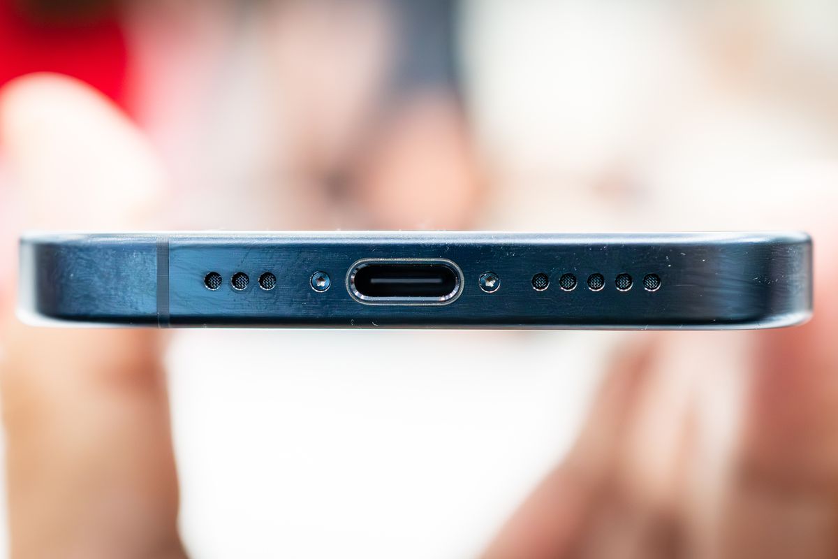 There’s no Lightning on iPhone 15, get ready for USB-C - The Verge