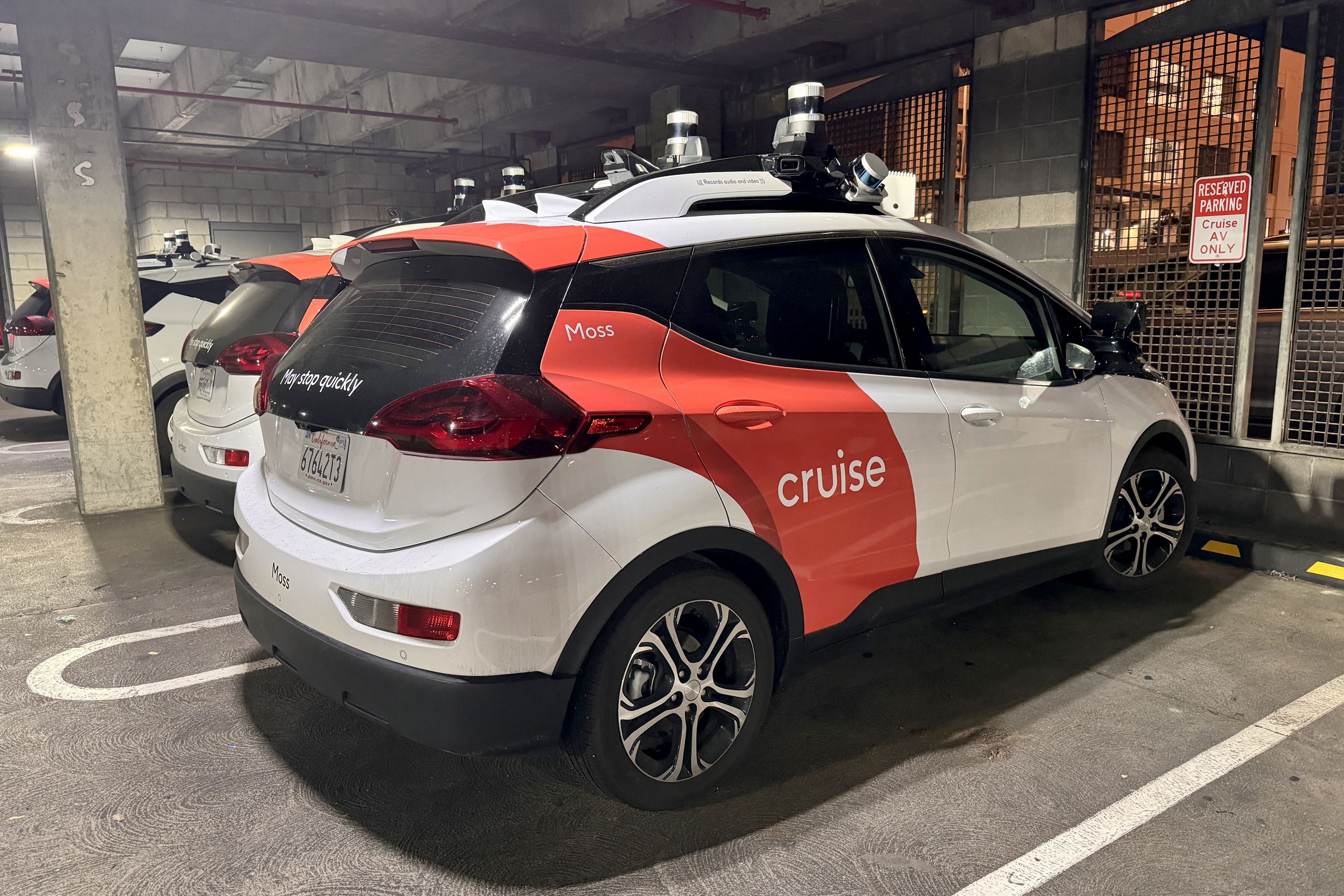 California suspends Cruise autonomous vehicles driving permit in San Francisco