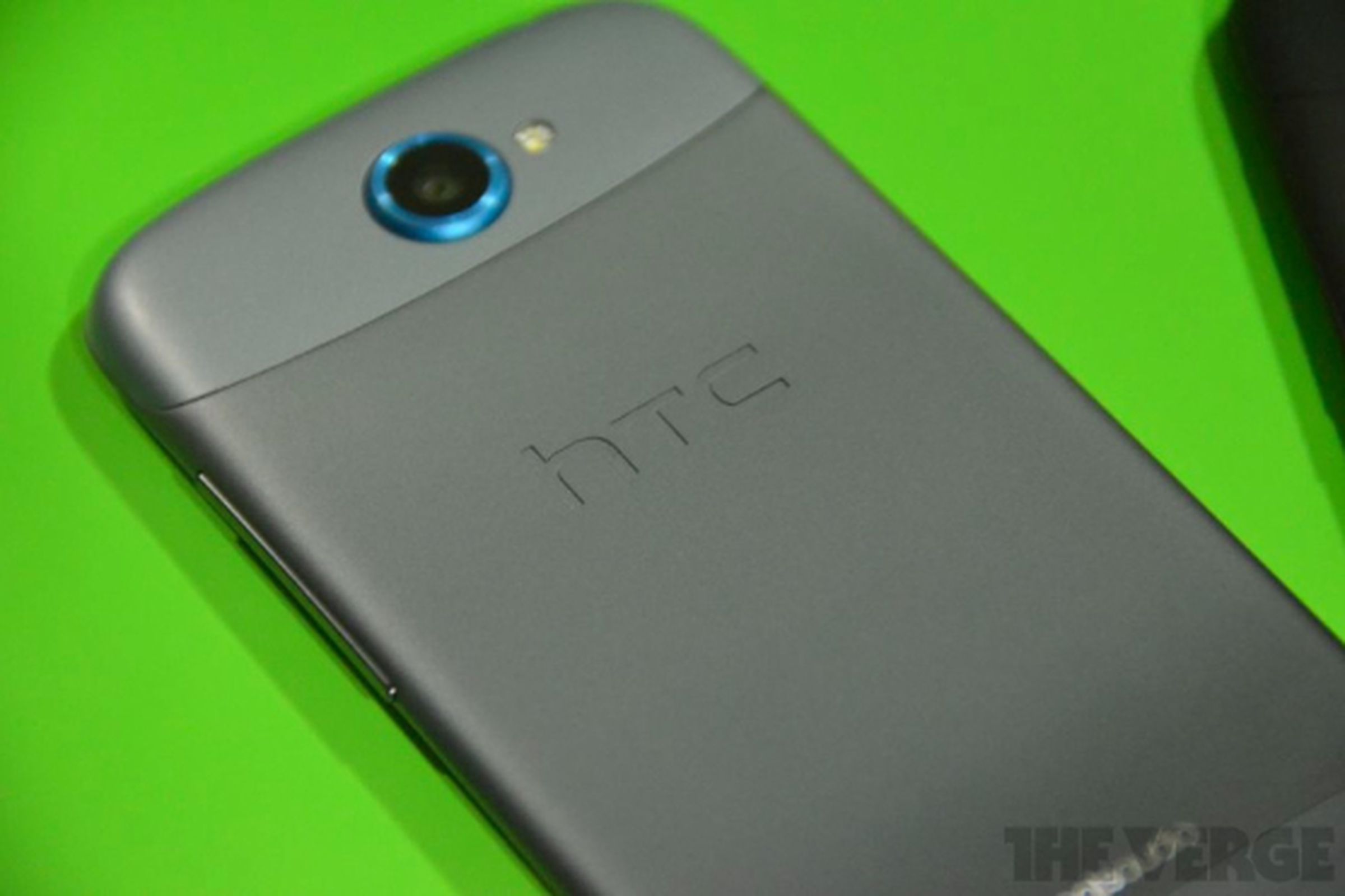 HTC One S read 560