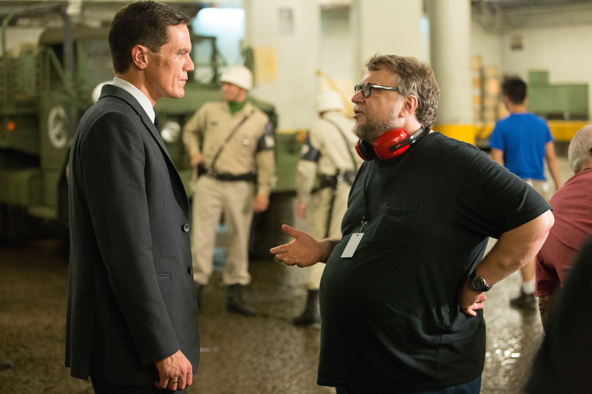 Michael Shannon and Guillermo del Toro on the Shape of Water set.