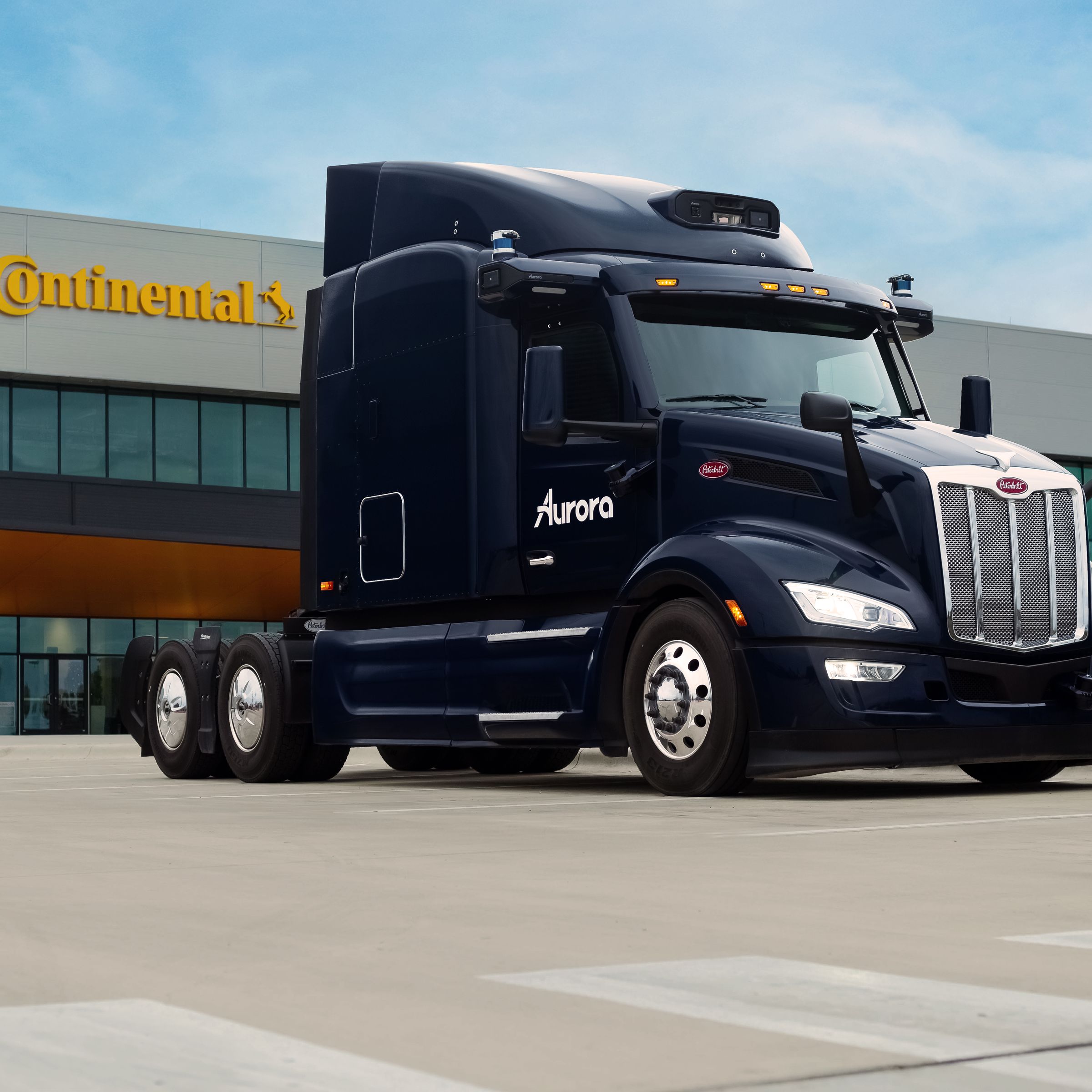 Aurora and Continental self-driving truck