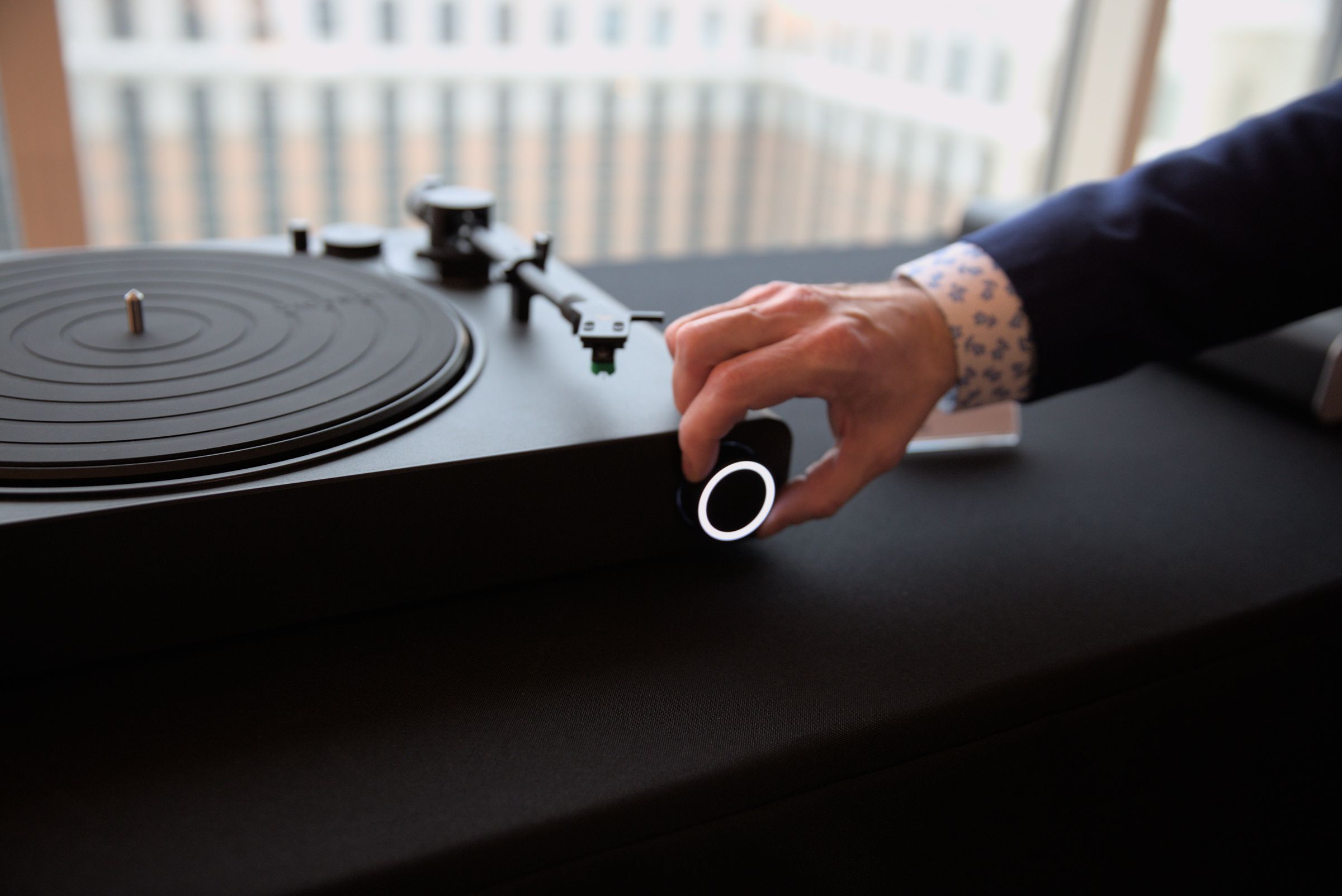 The Victrola Stream Onyx comes with a single illuminated physical knob for control.