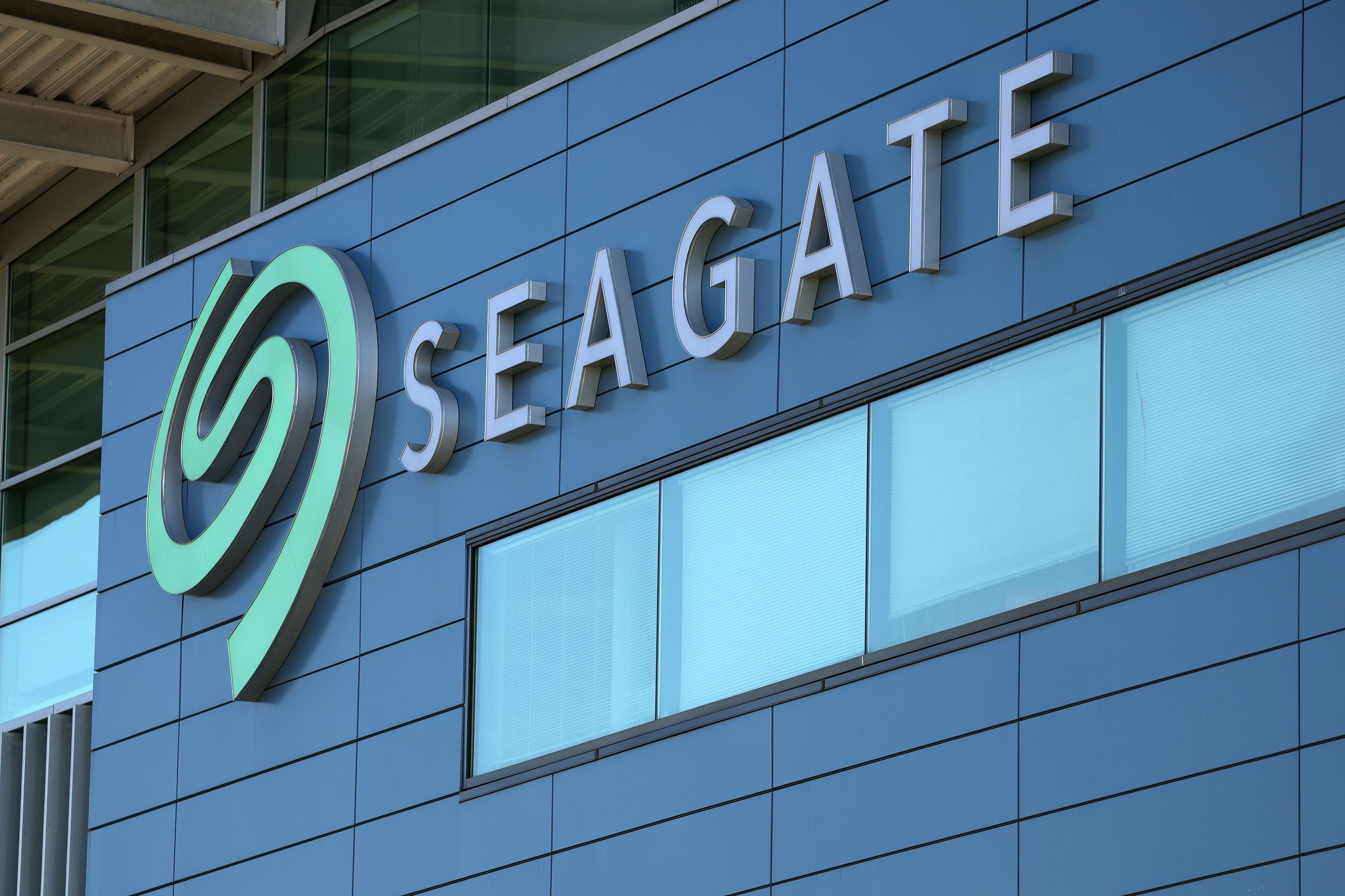 Hard Drive Maker Seagate Announces Its Cutting 3,000 Jobs