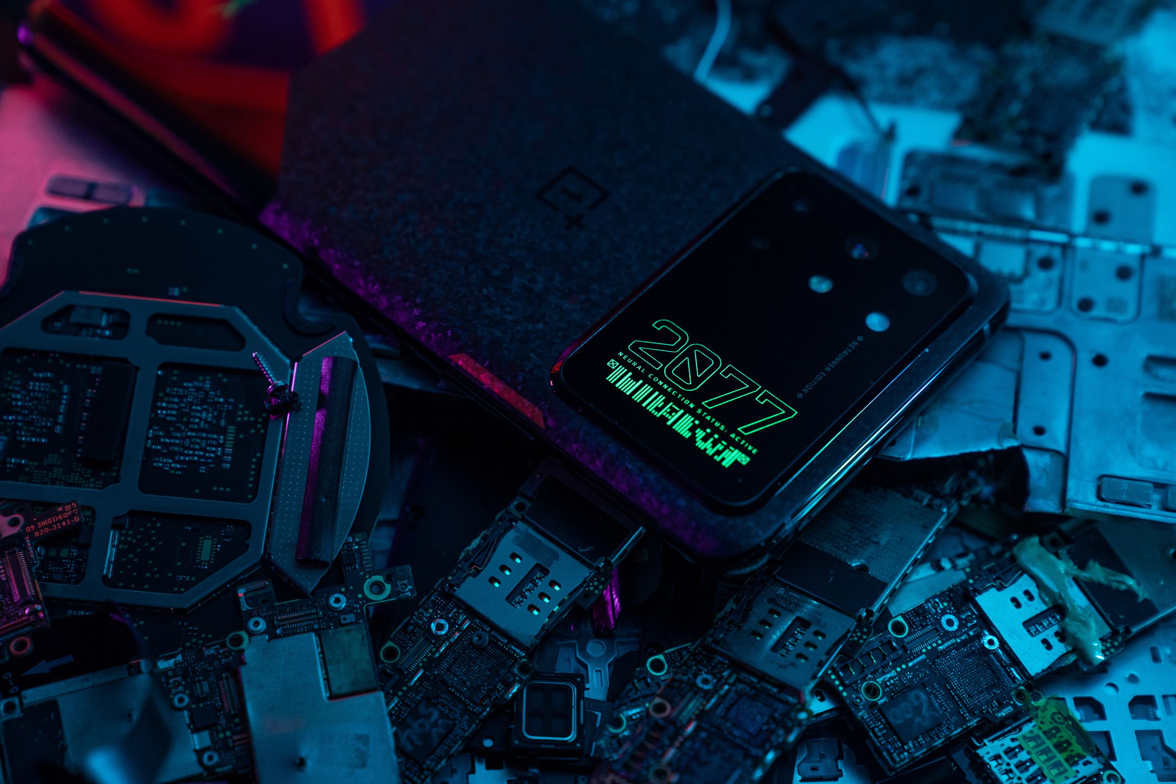 The Cyberpunk 2077-themed OnePlus 8T.