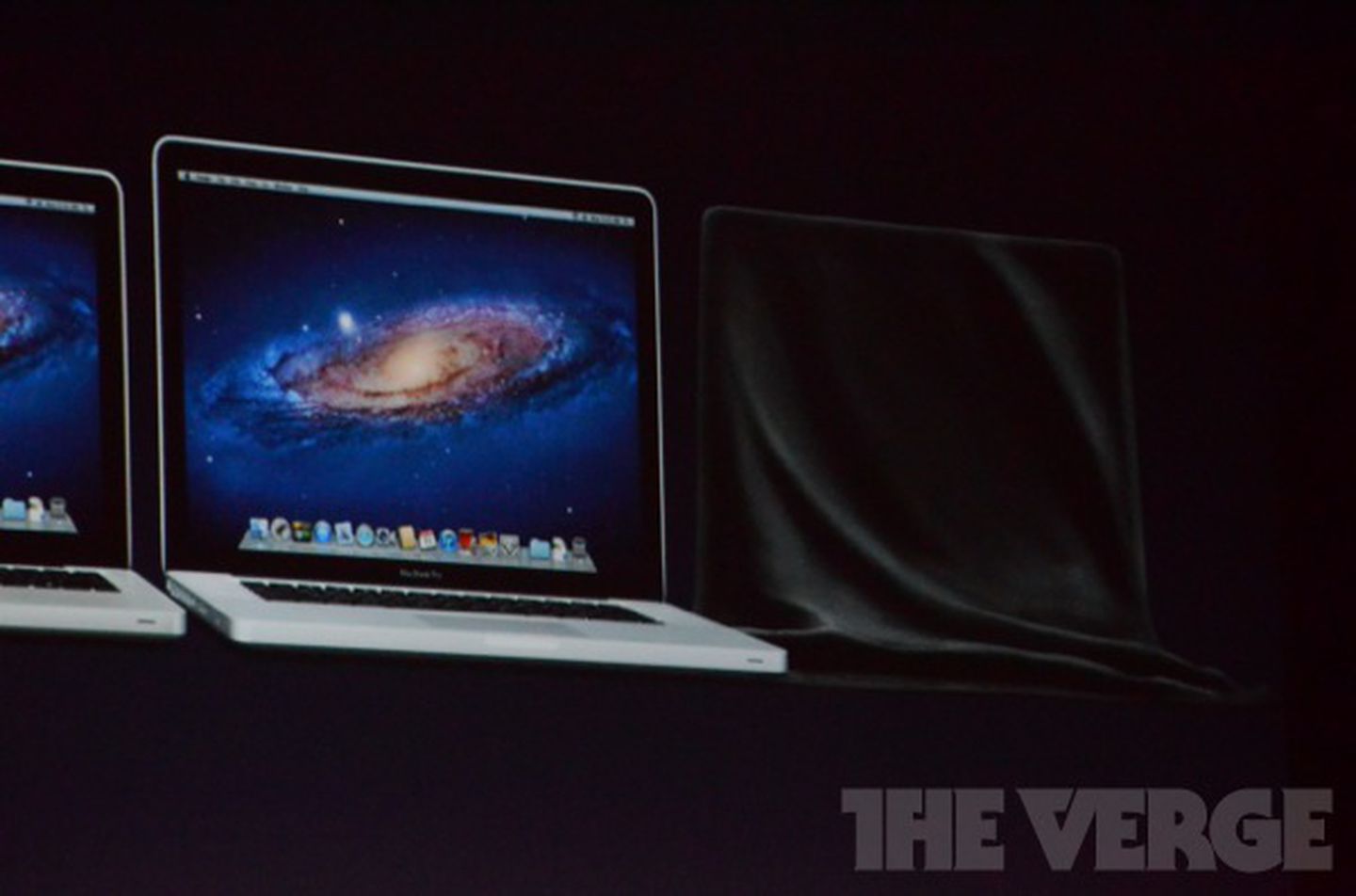 Apple Announces Next Generation 15 Inch Macbook Pro With Retina Display Ships Today For 2199 2453