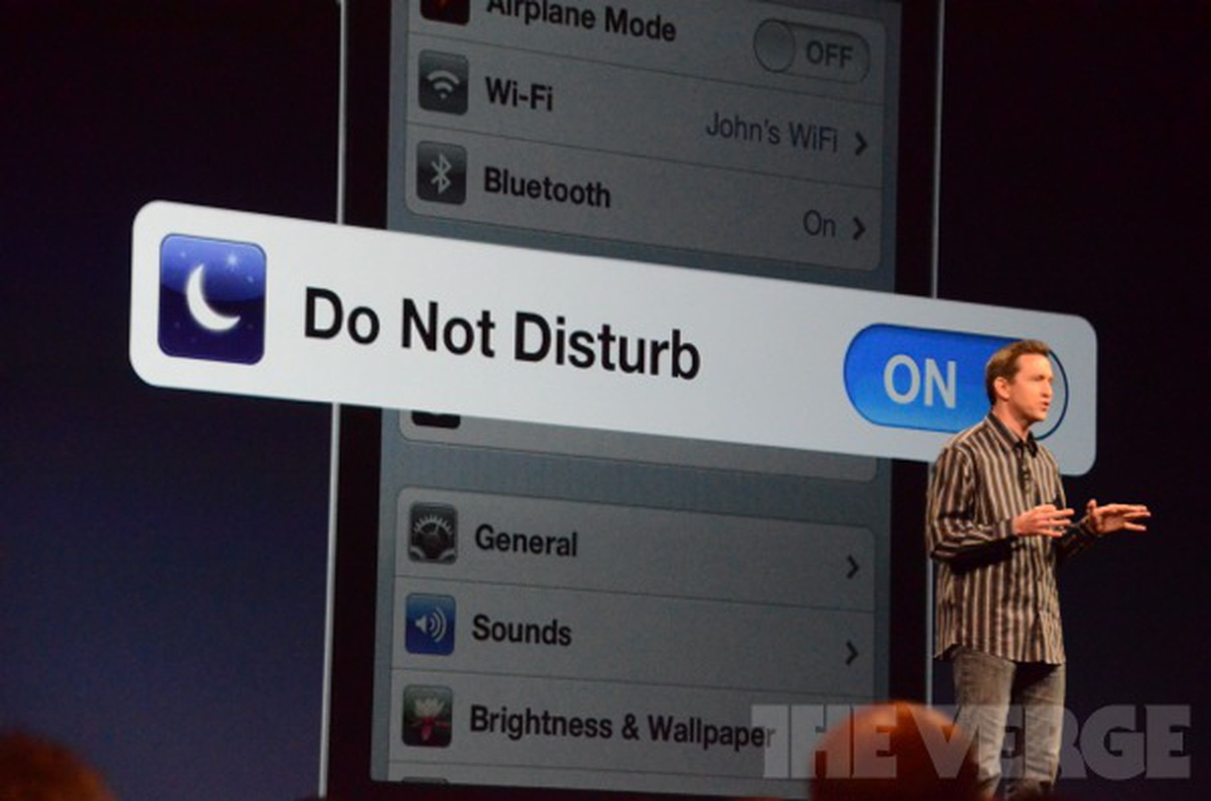 New phone app features, Do Not Disturb liveblog photos
