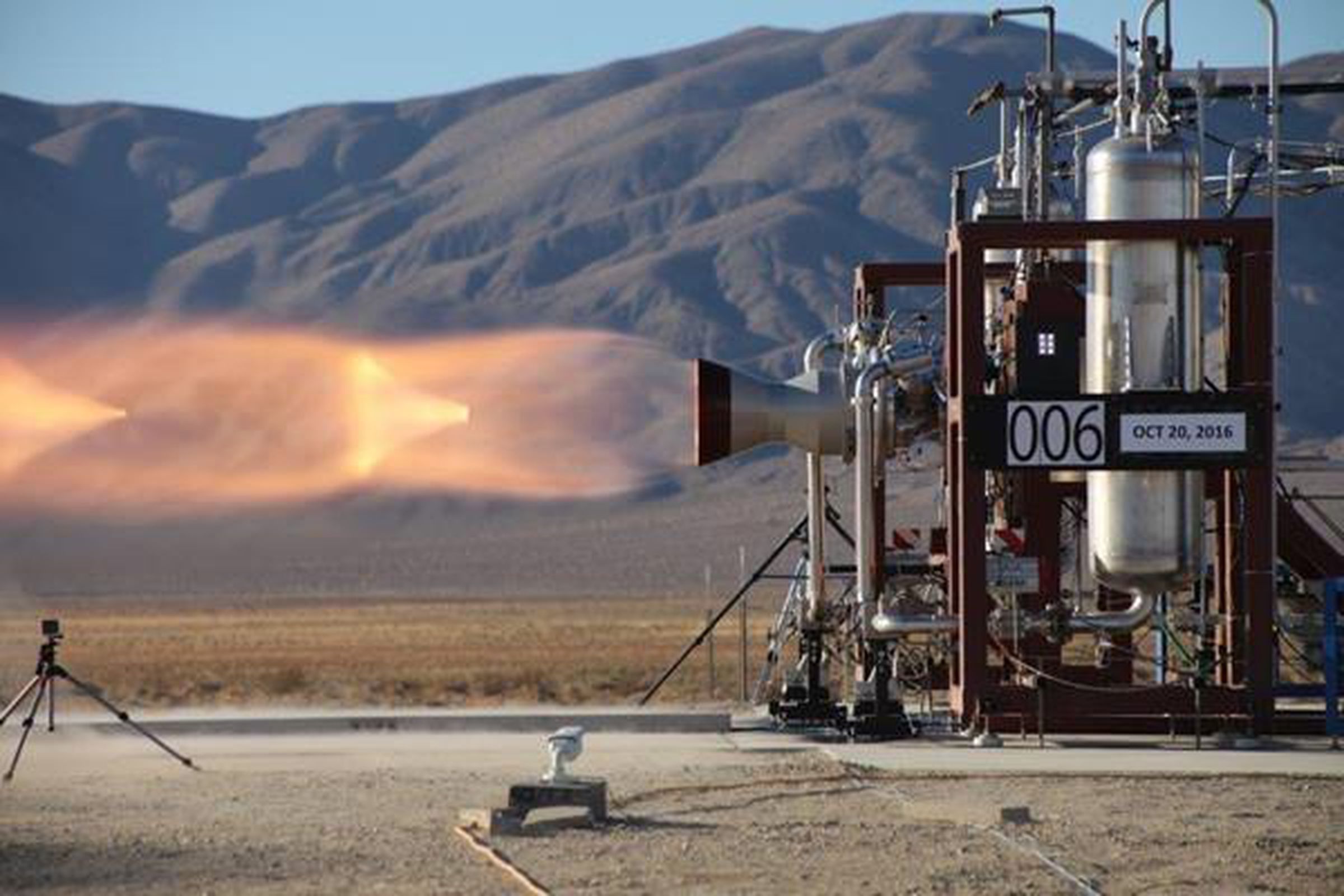 A hot-fire test of Boeing’s launch abort engines.