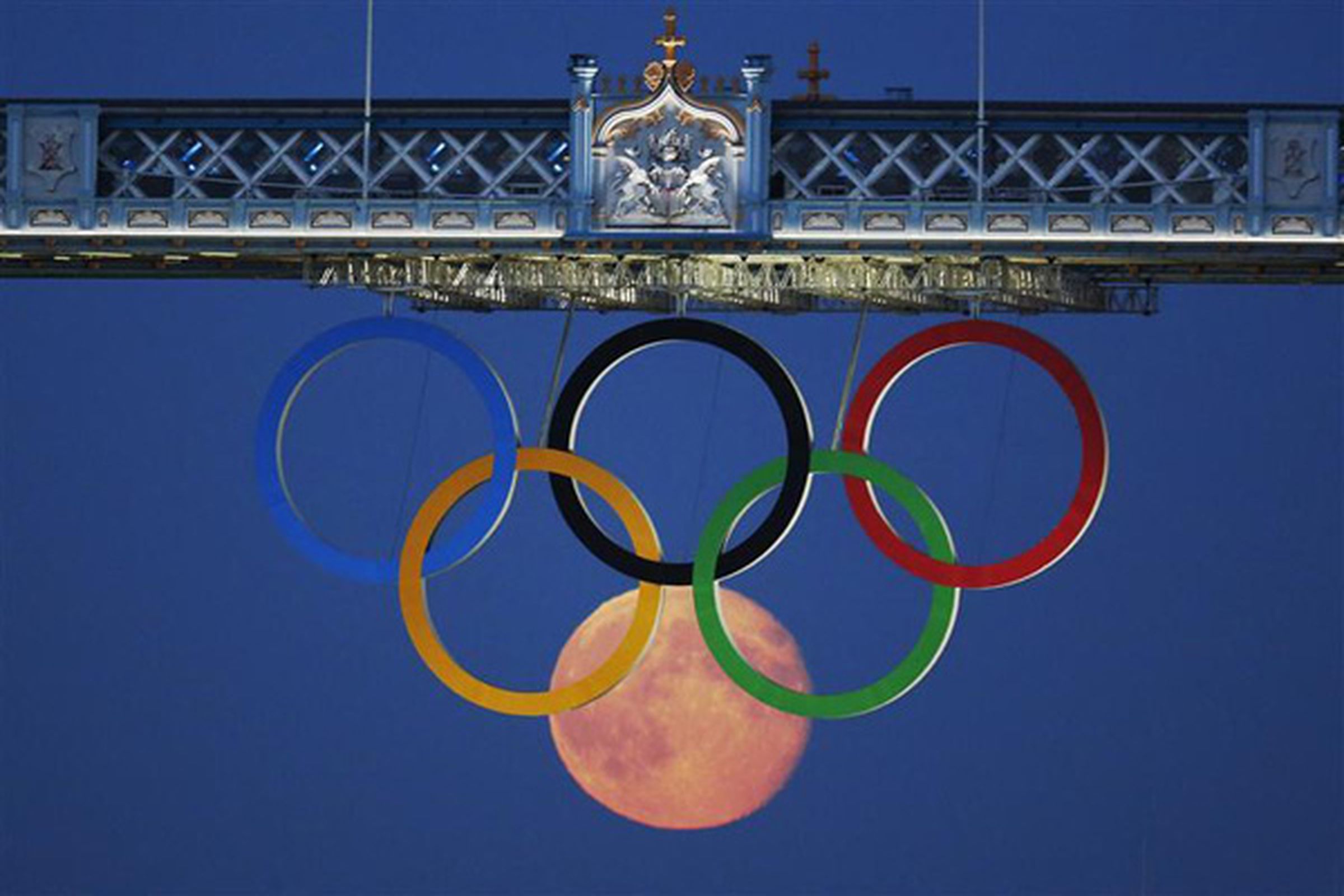 moon olympic rings