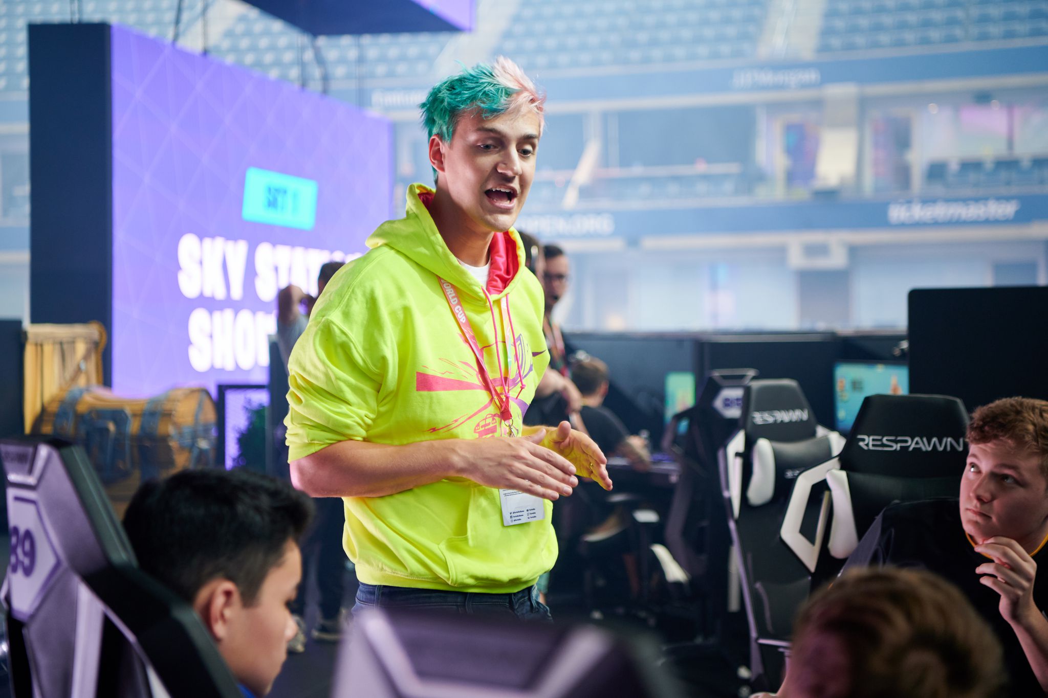 Ninja The Biggest Name In Fortnite Is Leaving Twitch For Mixer The Verge