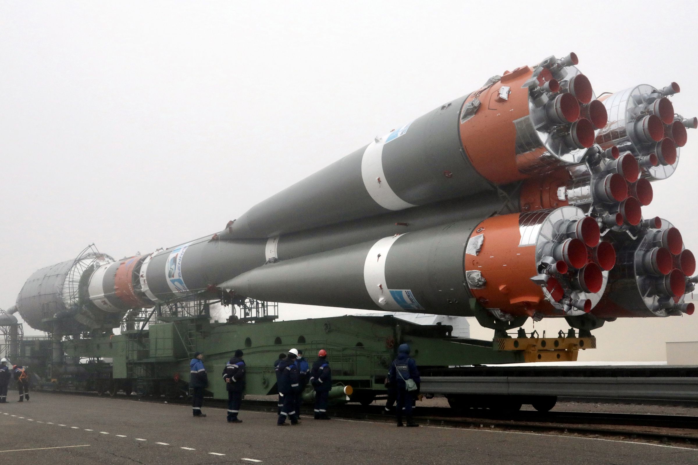 Soyuz-2.1b rocket carrying OneWeb satellites installed at Baikonur Cosmodrome launch pad