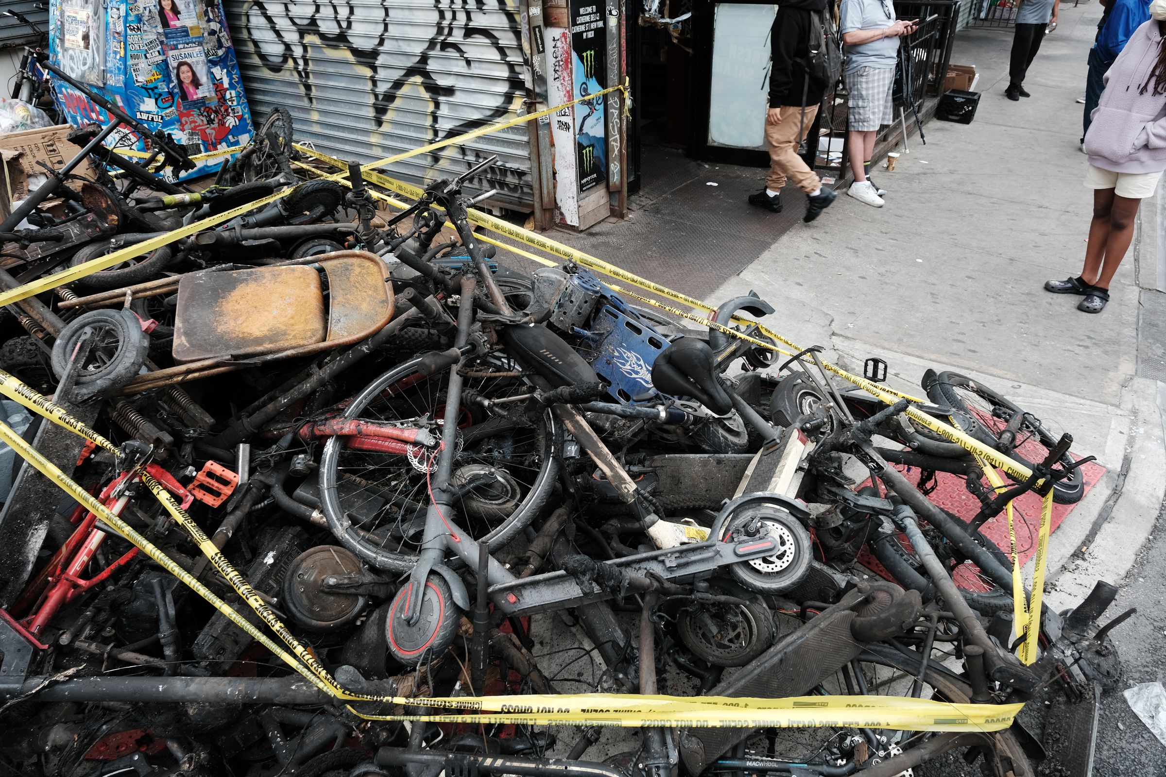 Fire At E-Bike Shop In Lower Manhattan Kills 4 People