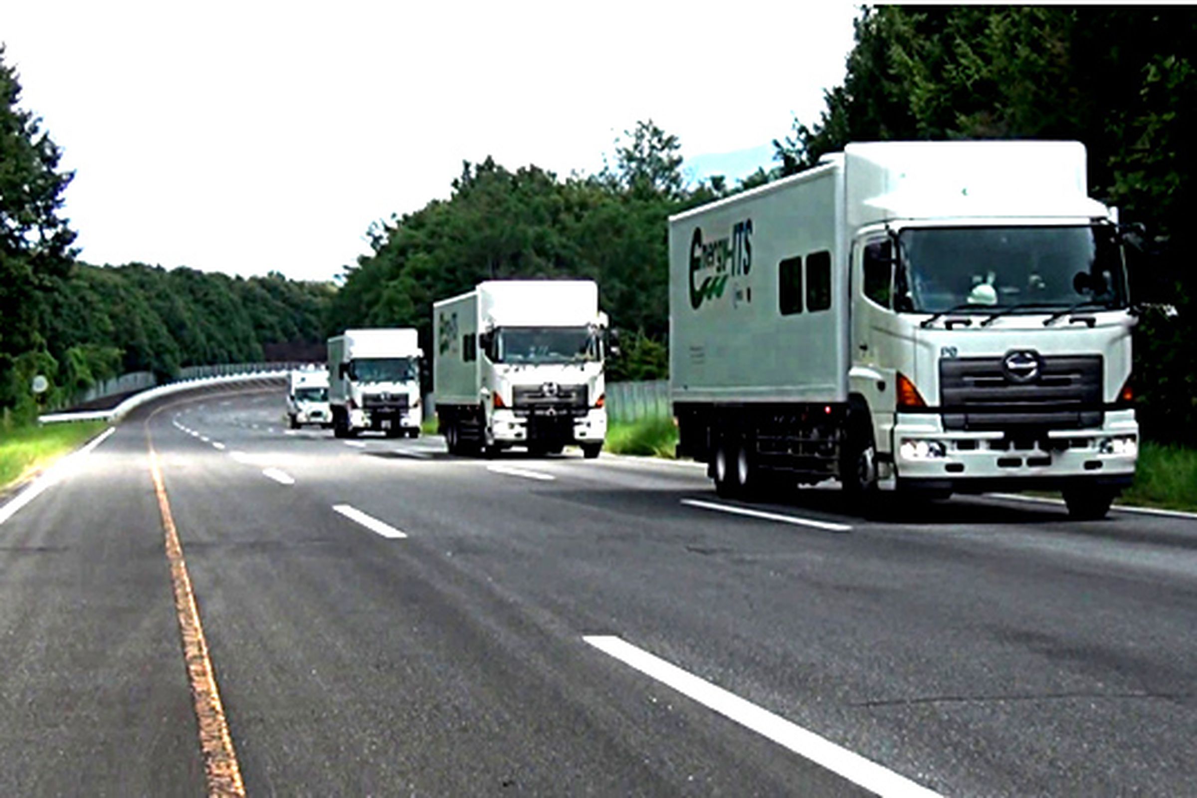 Self-driving trucks tested in Japan by NEDO. 