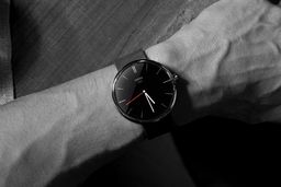 The story of Motorola's smartwatch from the man who designed it - The Verge