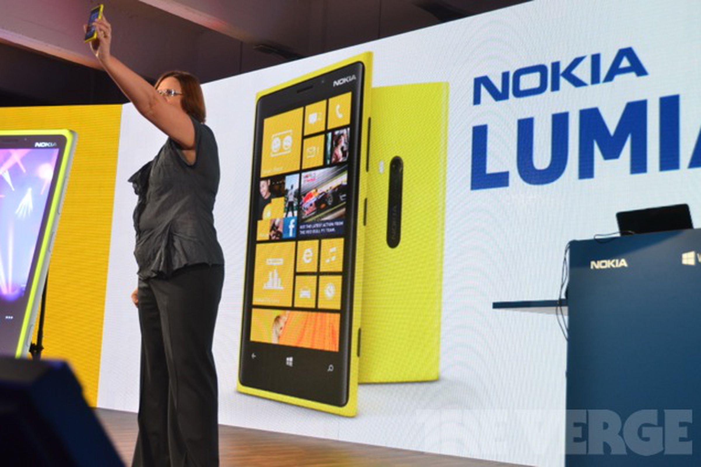 Gallery Photo: Nokia Lumia 920 pictures