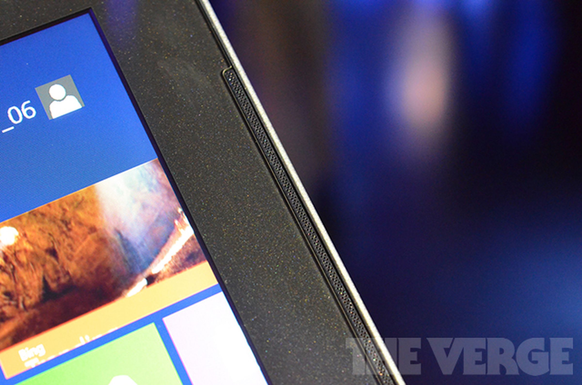 Samsung Ativ Smart PC and Smart PC Pro hands-on pictures